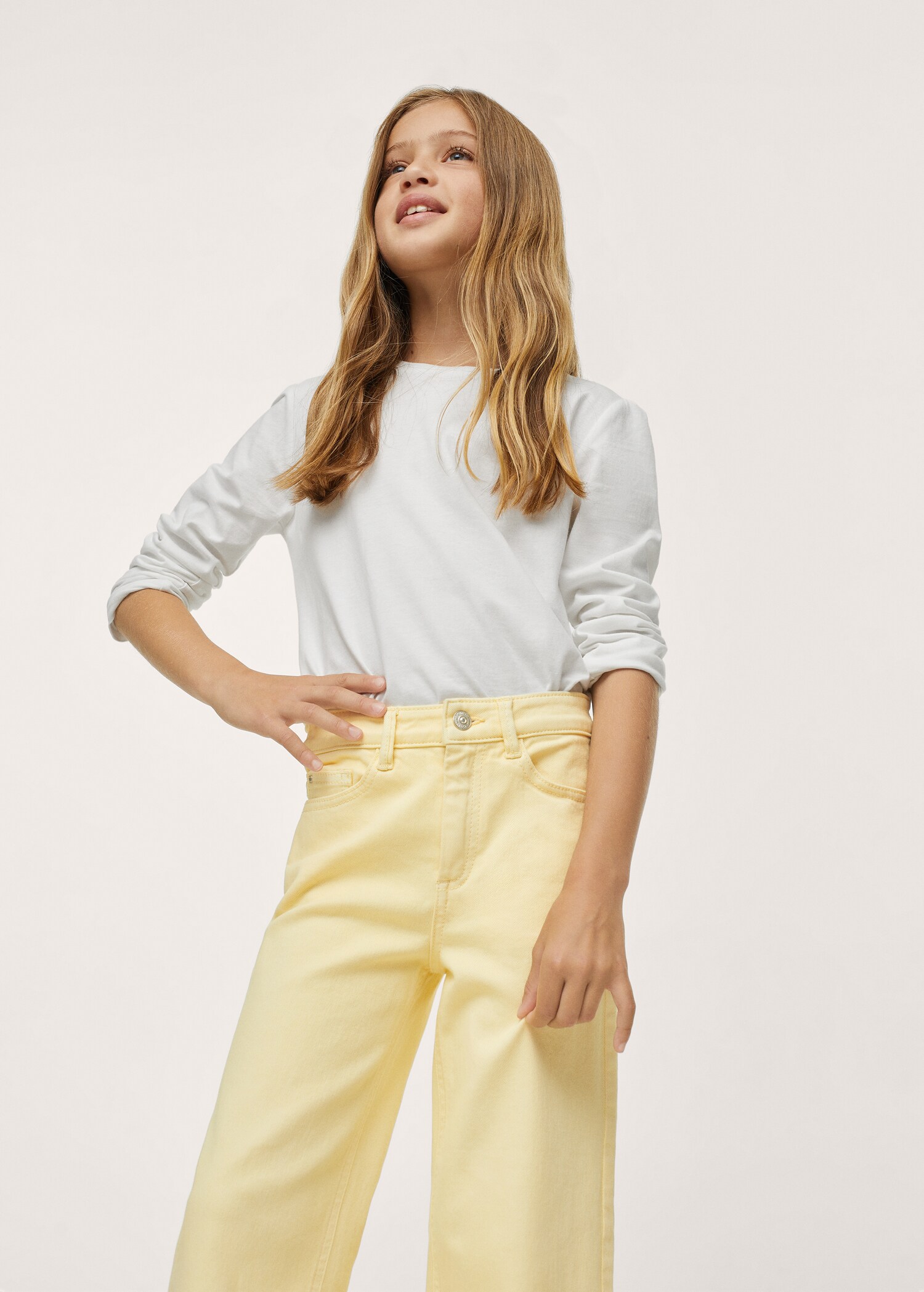 Culotte-Jeans mit ausgefranstem Saum - Mittlere Ansicht