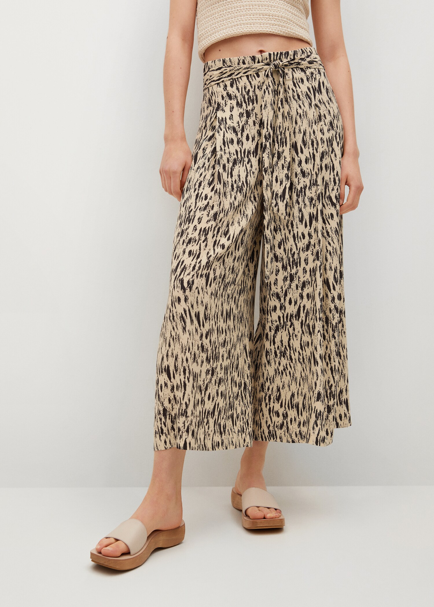 Pantalón culotte estampado - Plano medio
