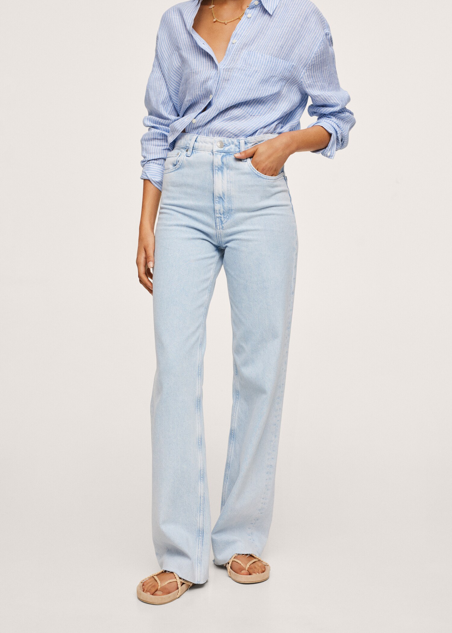 Jeans rectos tiro alto - Plano medio