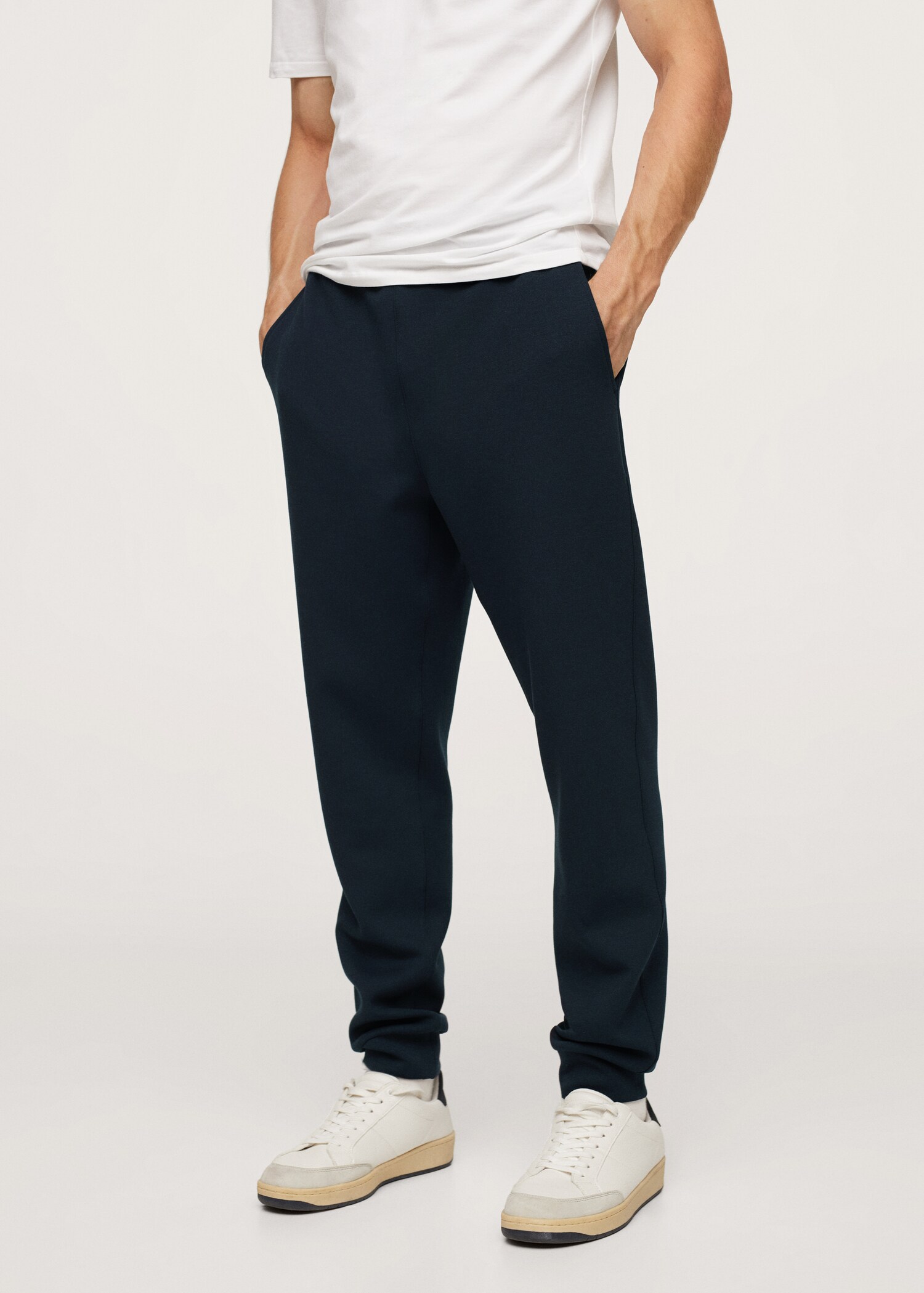 Pantalón jogger termorregulador - Plano medio