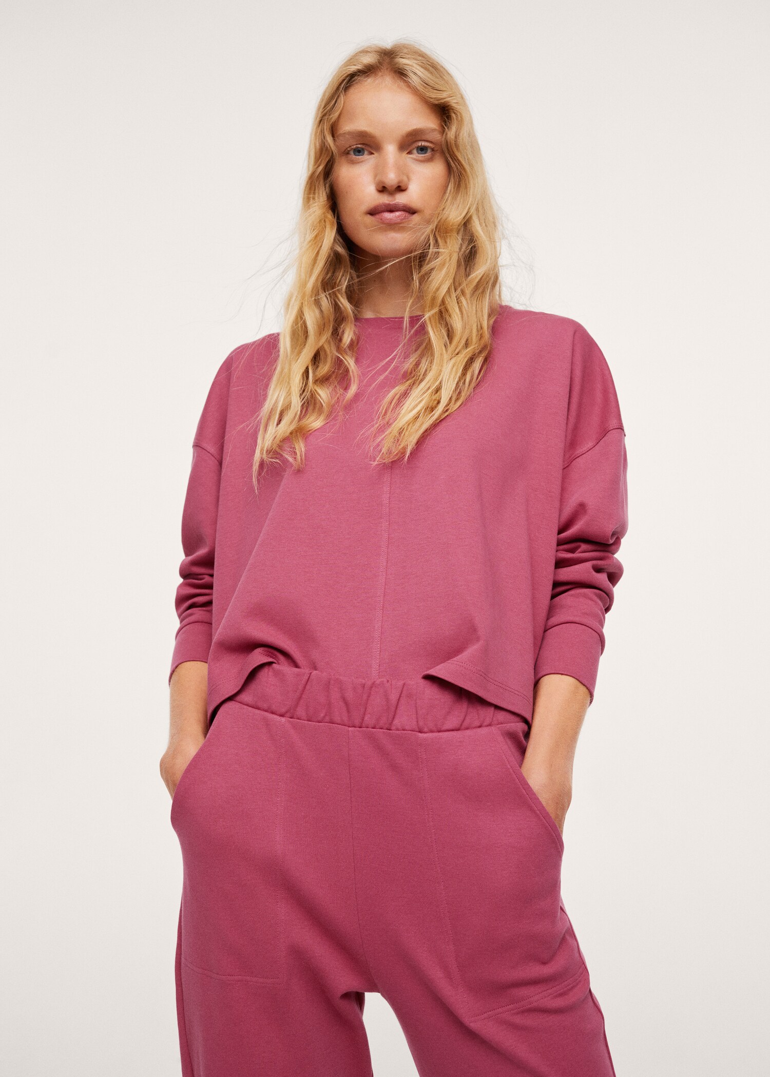Sudadera crop algodón - Plano medio