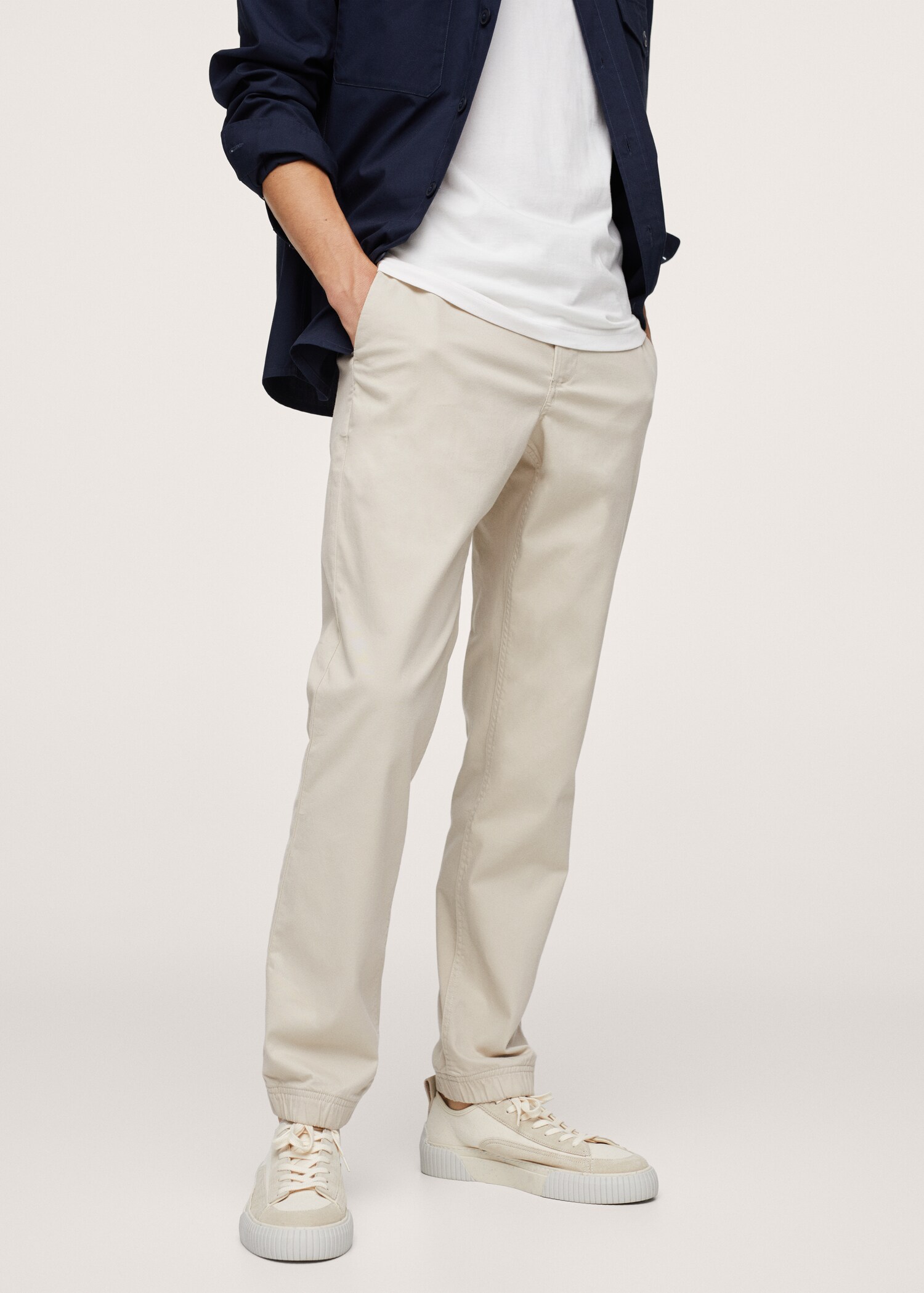 Pantalón jogger algodon lyocell - Plano medio