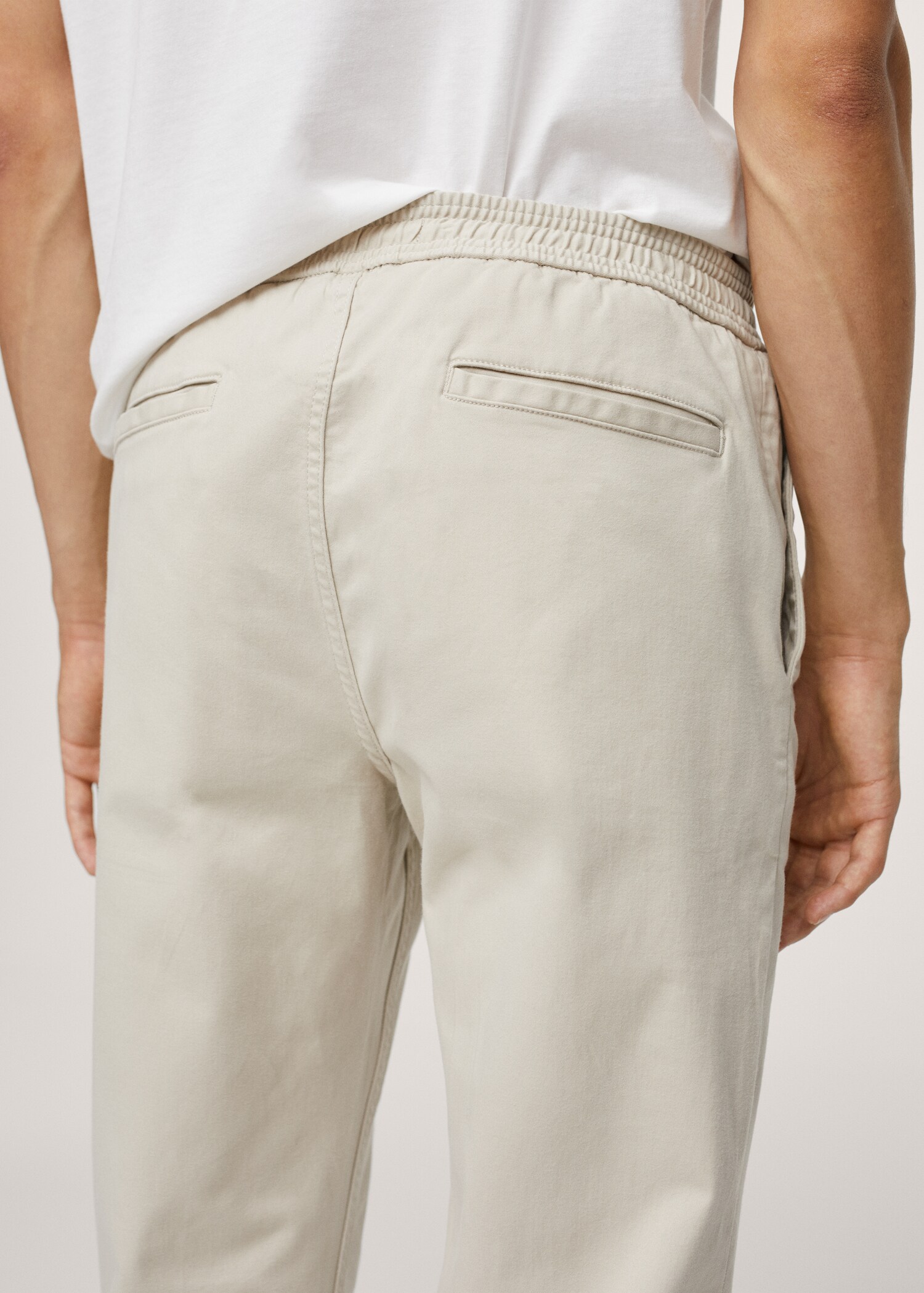 Pantalón jogger algodon lyocell - Reverso del artículo