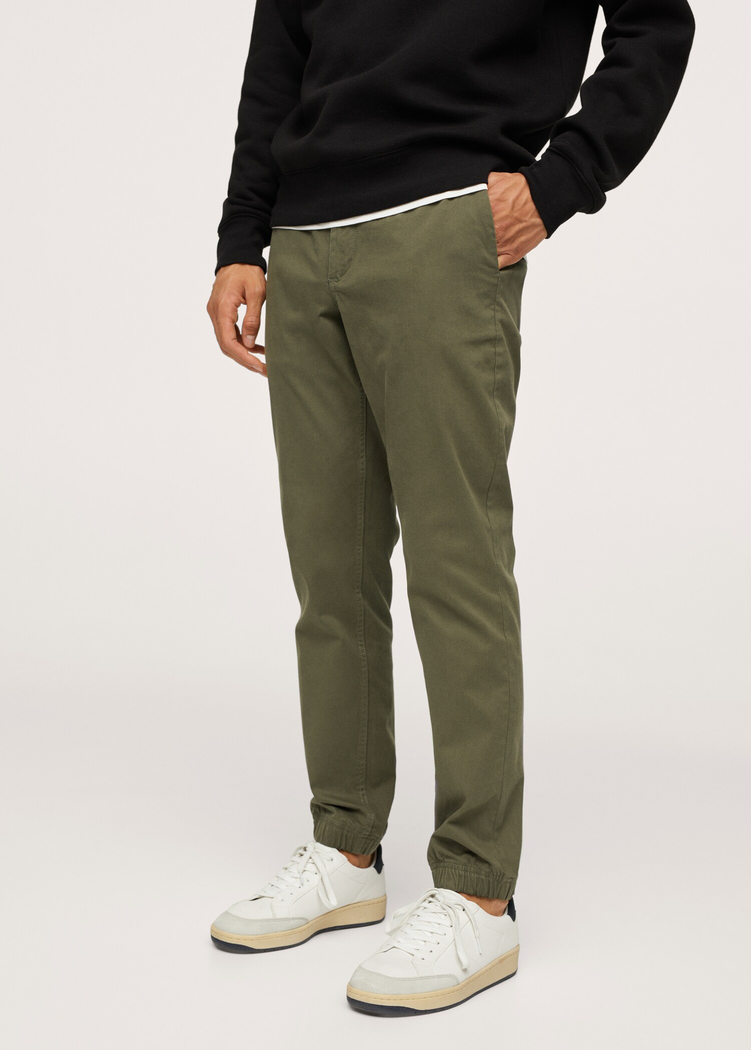 Pantalón jogger algodon lyocell - Plano medio