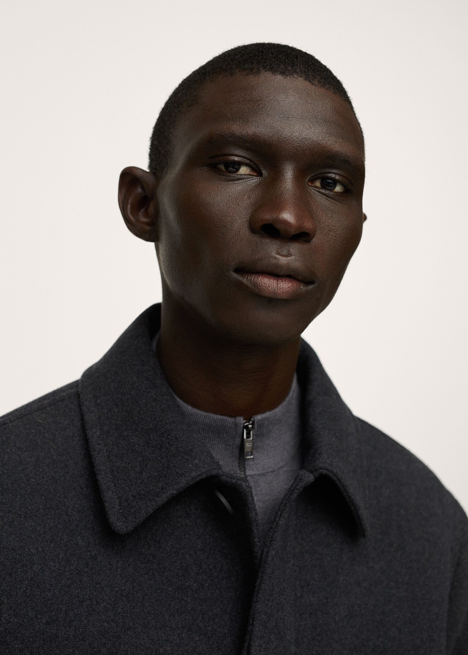 Water-repellent wool coat - Details of the article 1
