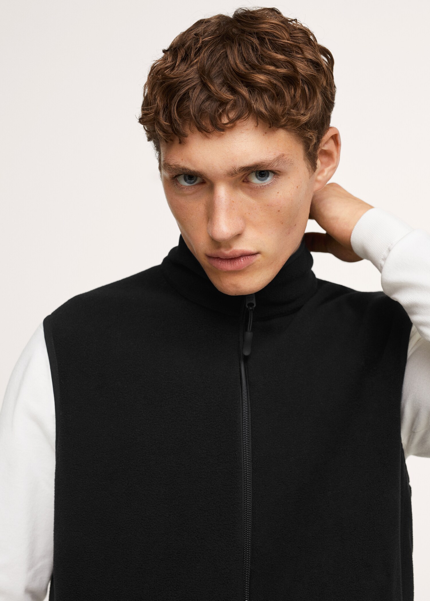 Vesta se strukturou na zip - Detail zboží 1