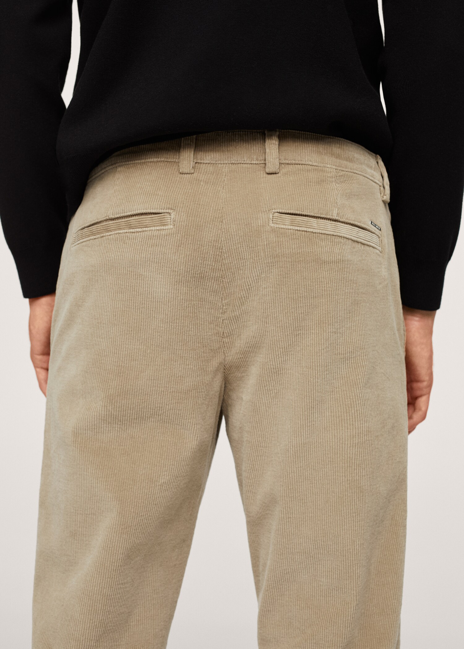 Tapered cropped corduroy trousers - Details of the article 3