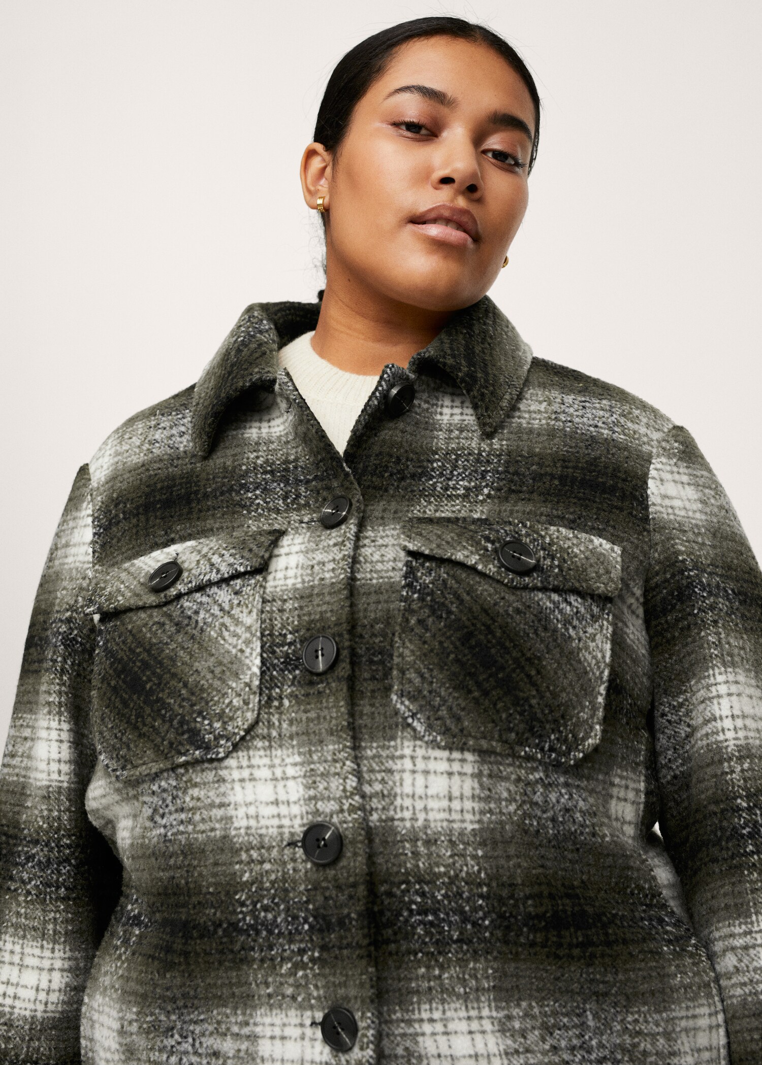 Oversized check overshirt - Details of the article 2