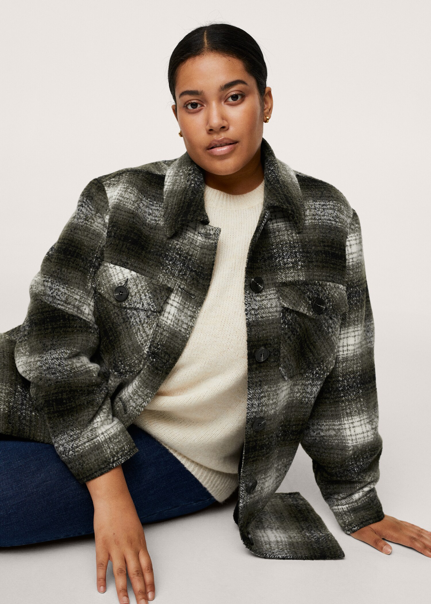 Oversized check overshirt - Details of the article 3