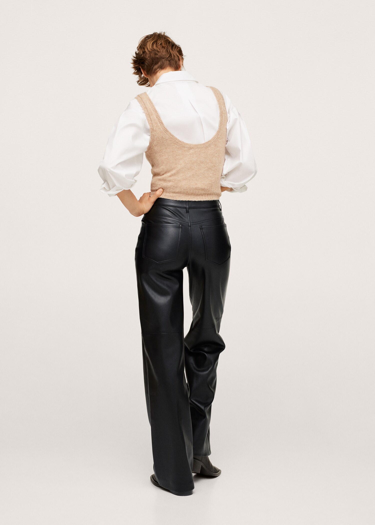 Pantalón tiro alto efecto piel - Reverso del artículo