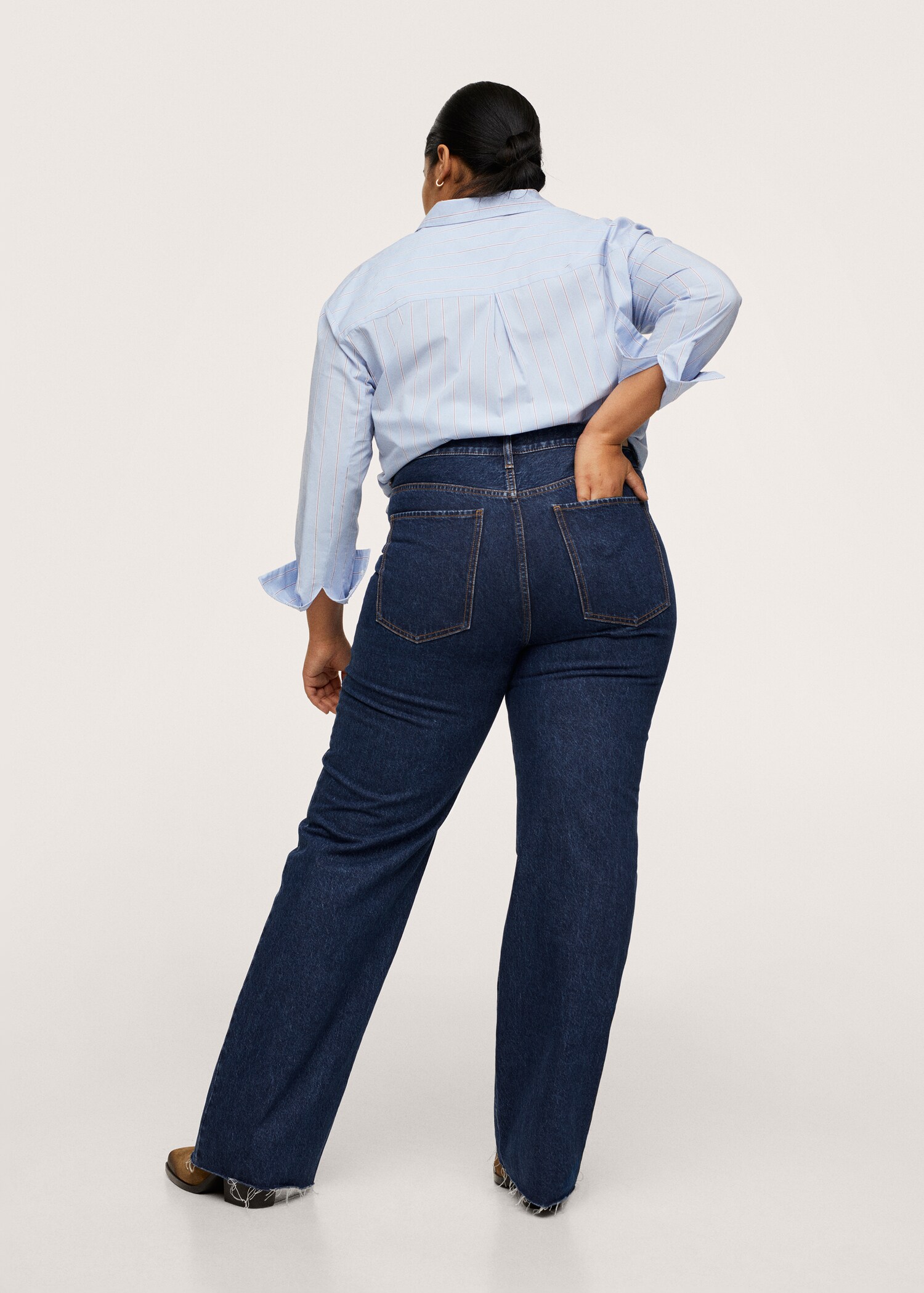 High-waist wideleg jeans - Reverse of the article