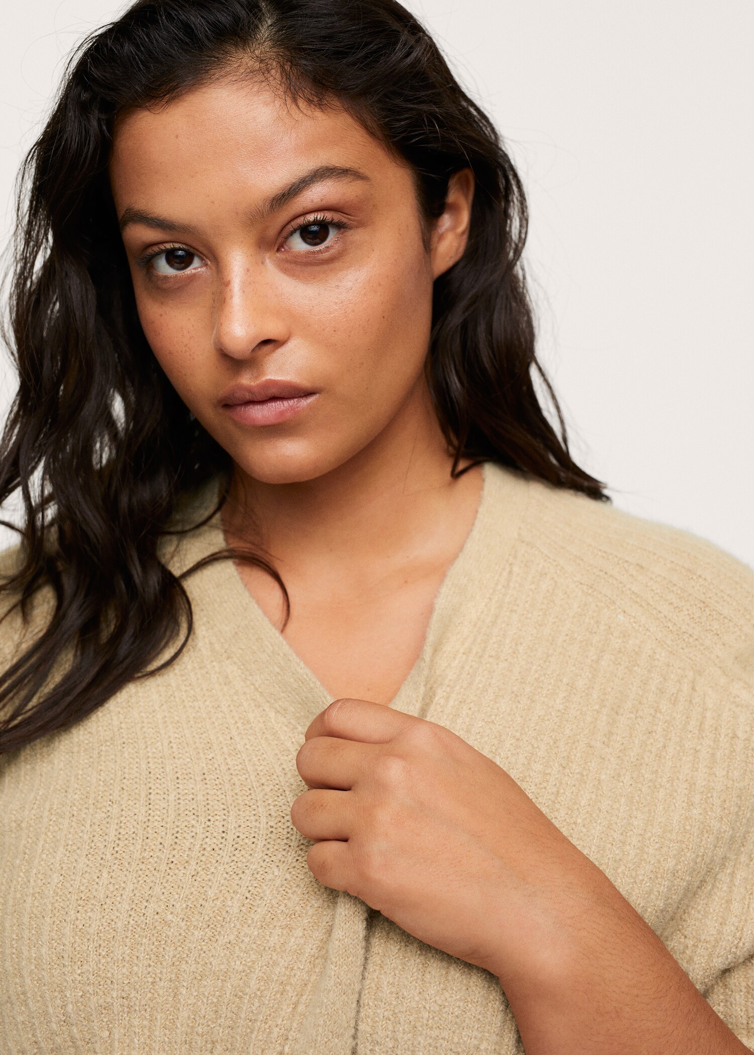 Ribbed knit cardigan - Details of the article 1