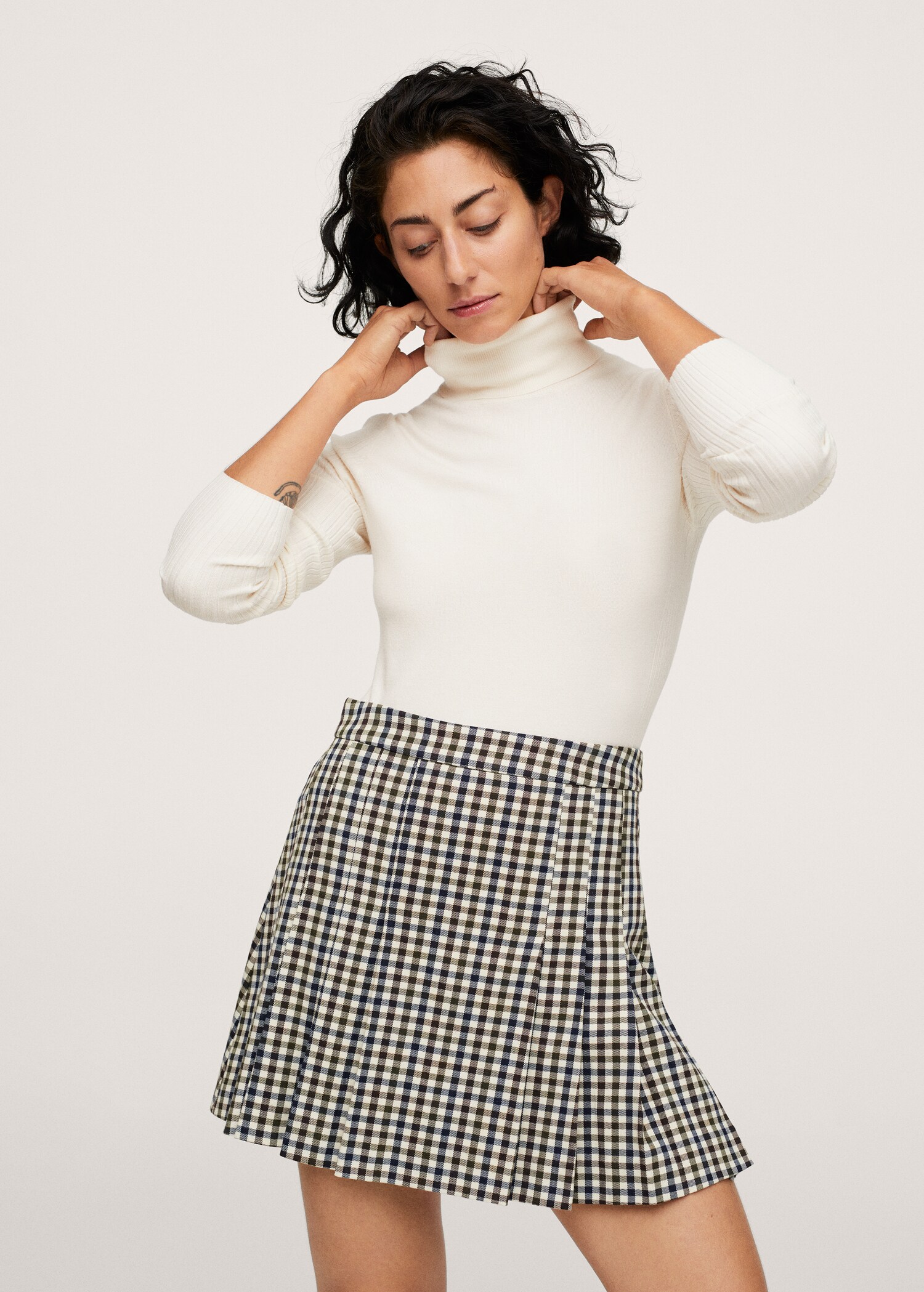 Turtle neck sweater - Medium plane