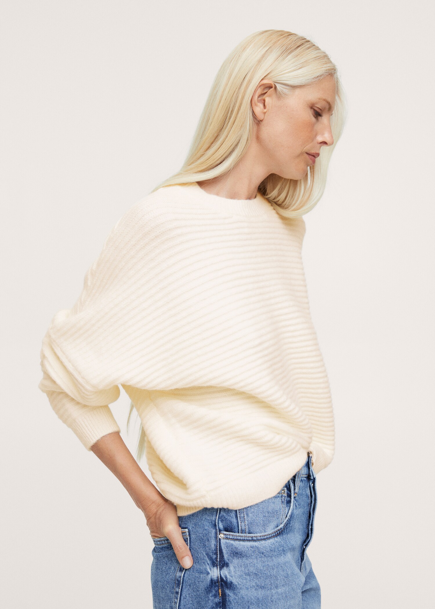 Oversize knit sweater - Details of the article 2