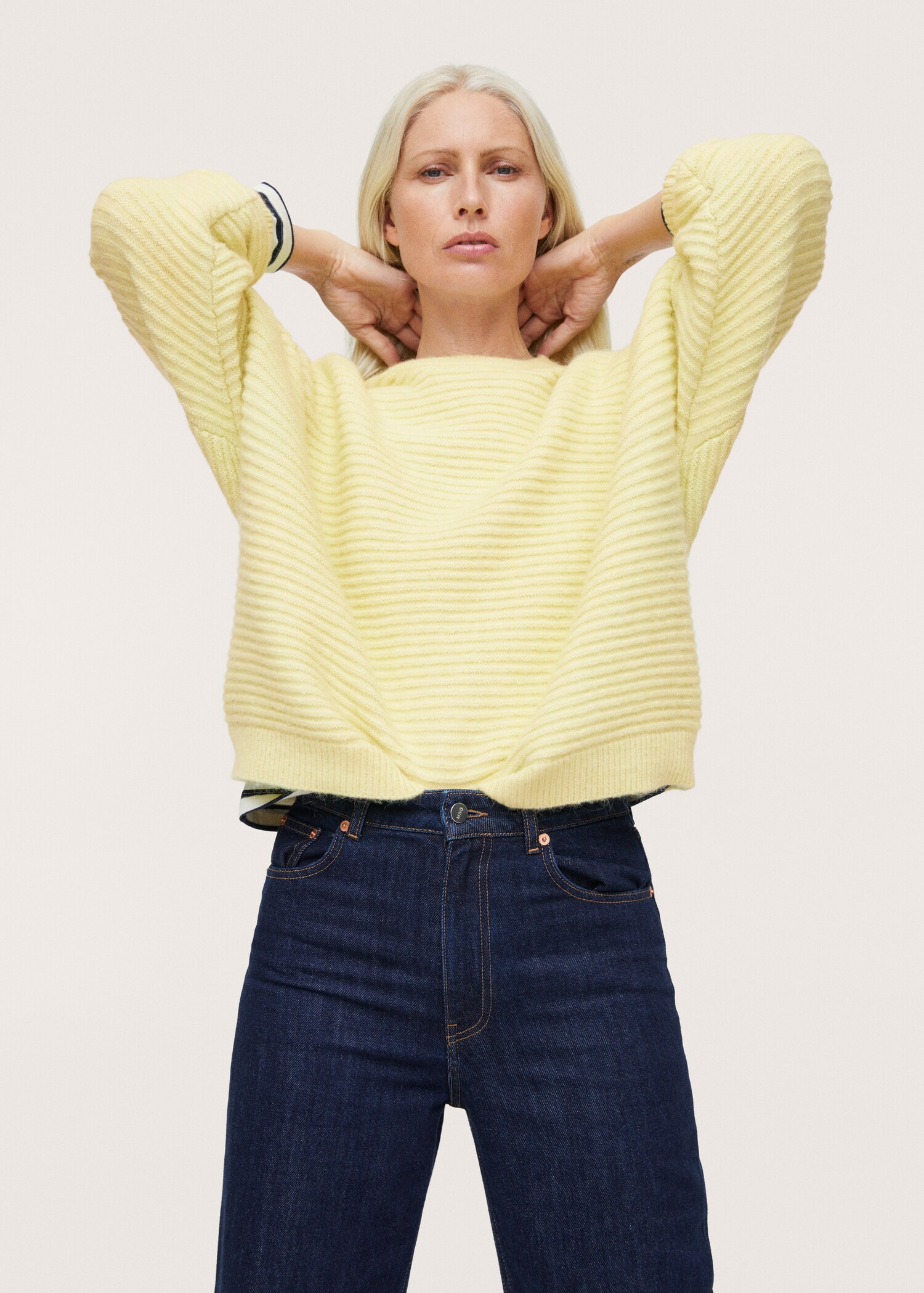 Oversize knit sweater - Medium plane