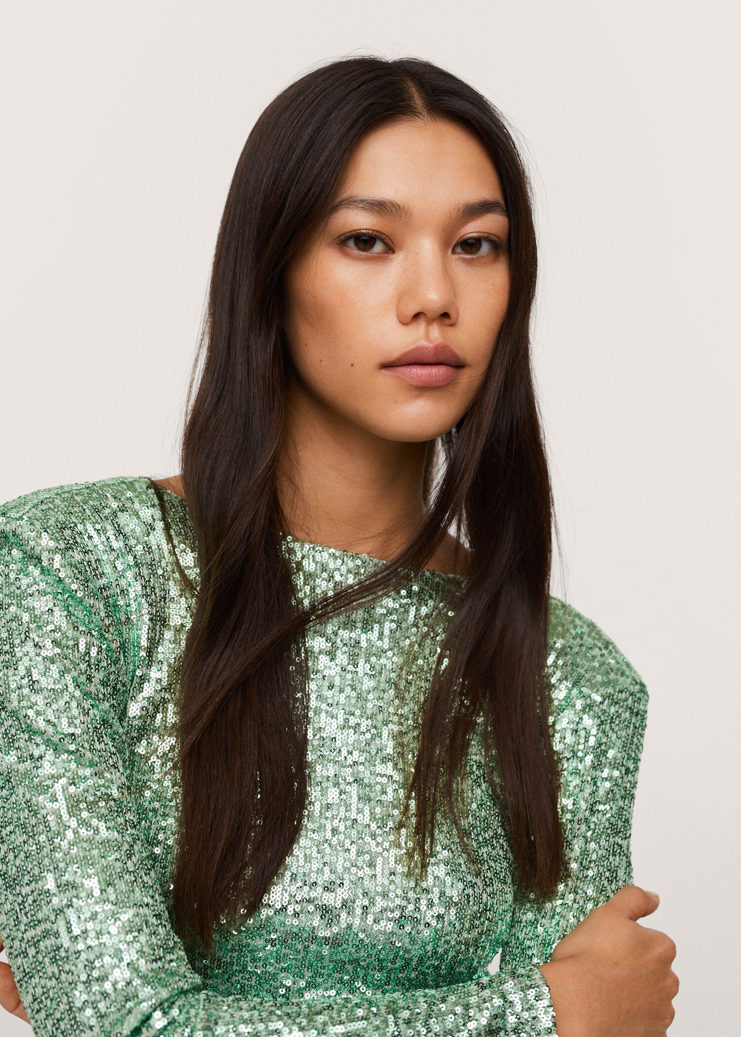 Scoop-back sequin dress - Details of the article 1