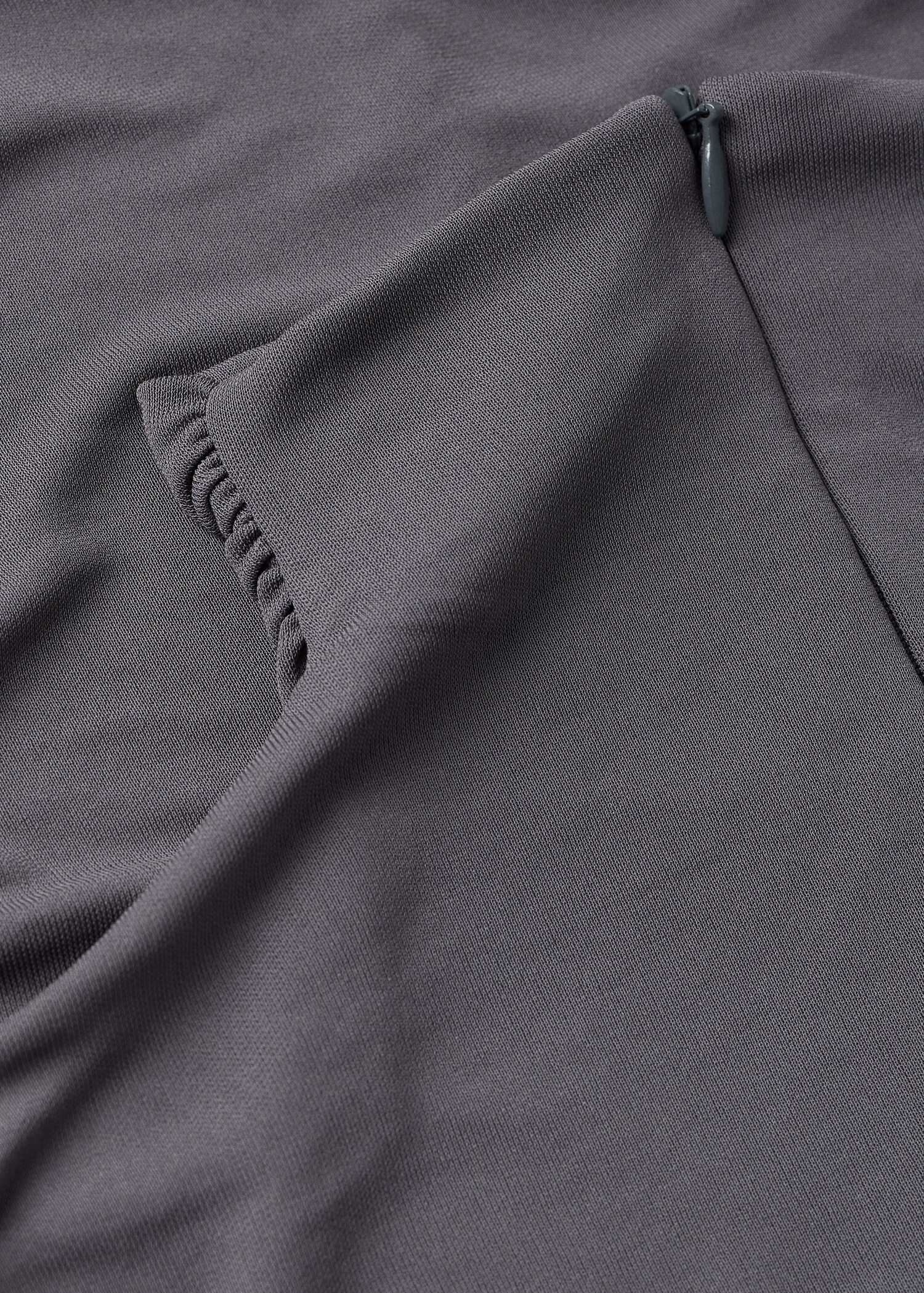 Camiseta fruncida manga larga - Detalle del artículo 8