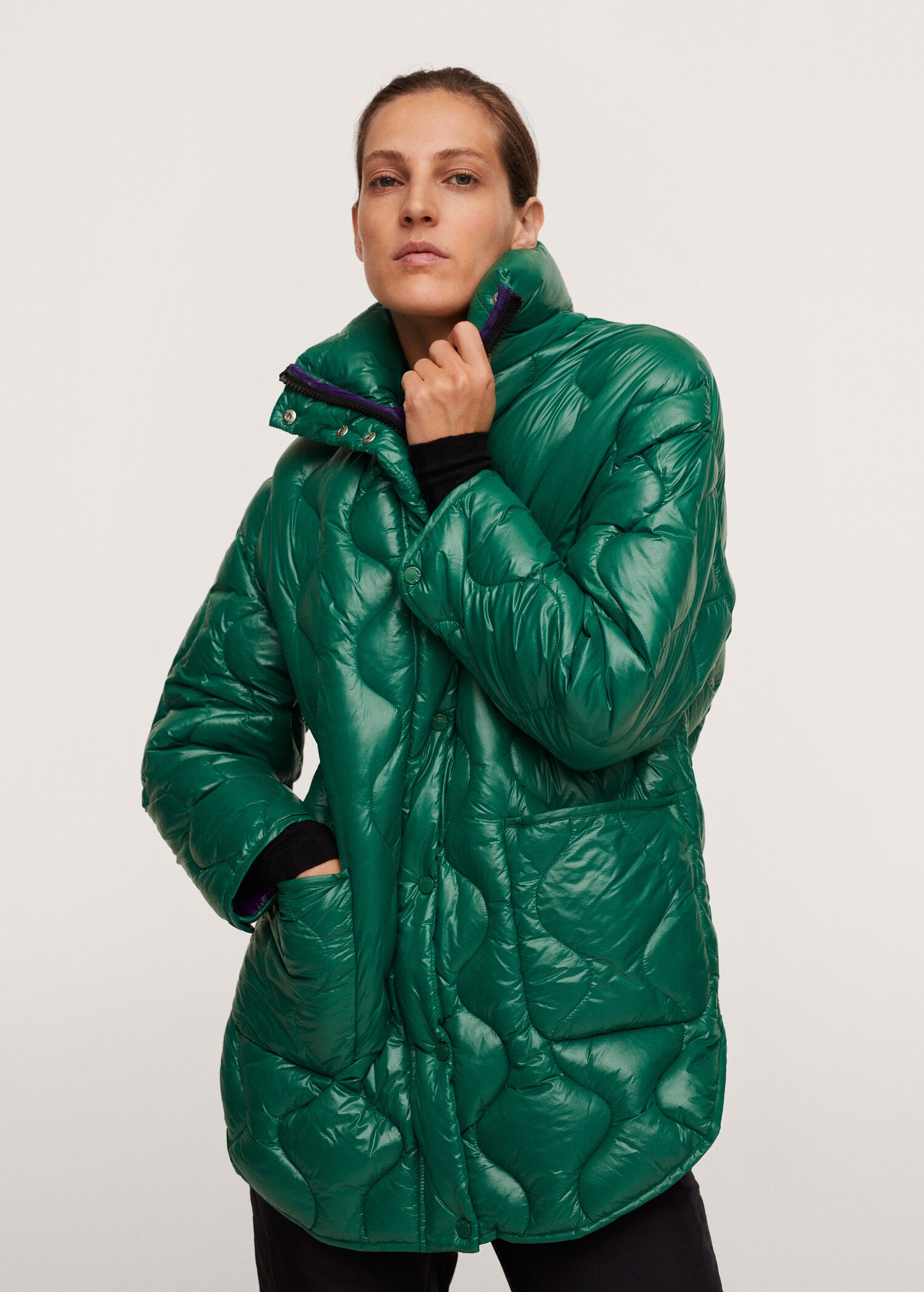 Anorak acolchado oversize - Plano medio