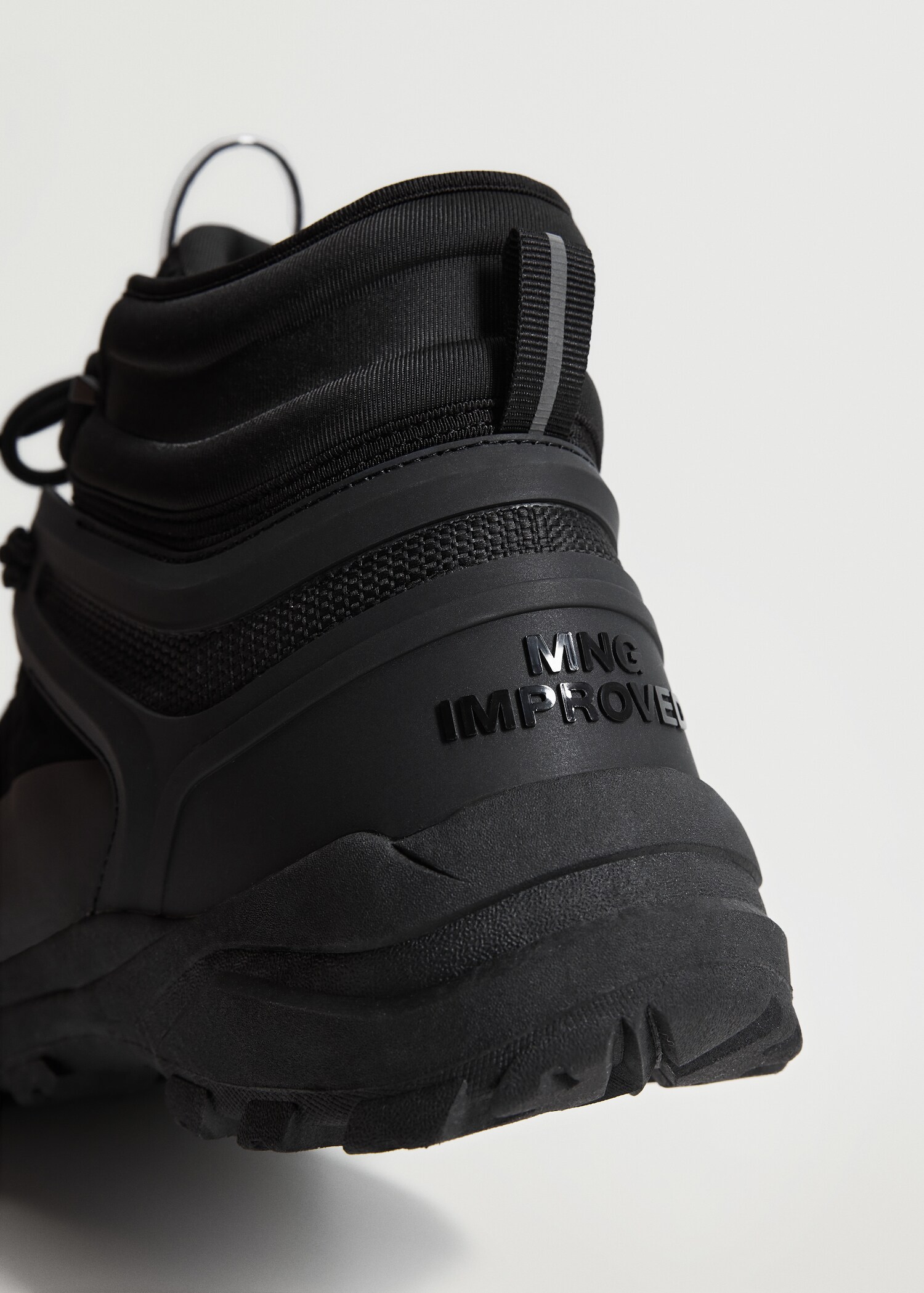 Bota deportiva impermeable - Detalle del artículo 4