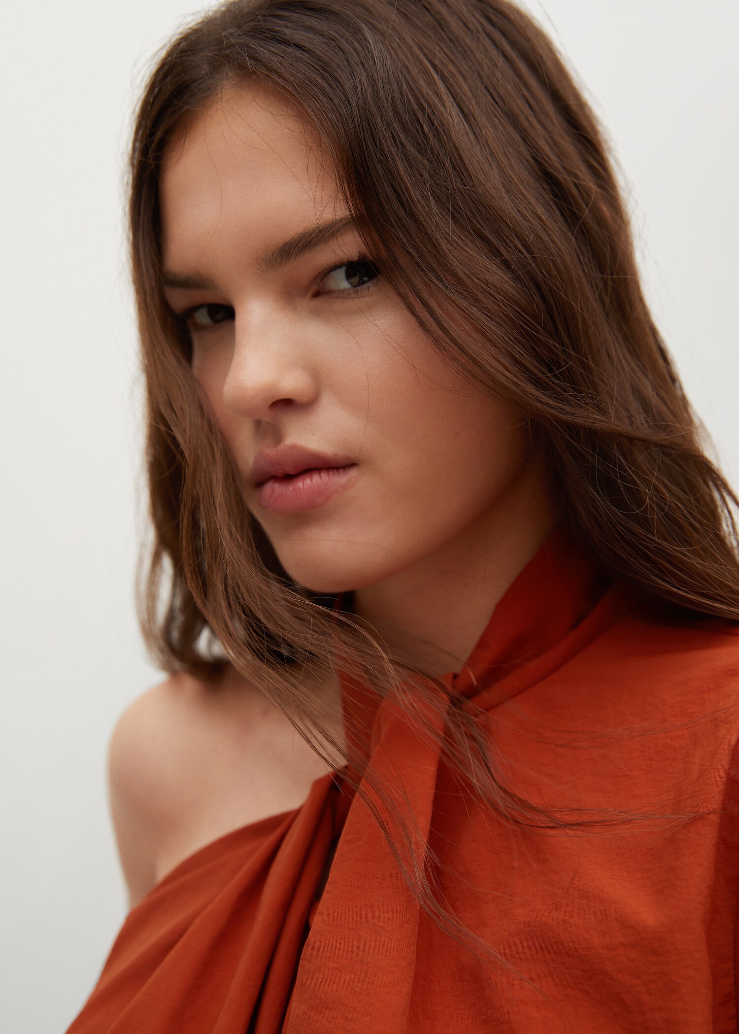 Blusa escote asimétrico - Detalle del artículo 1