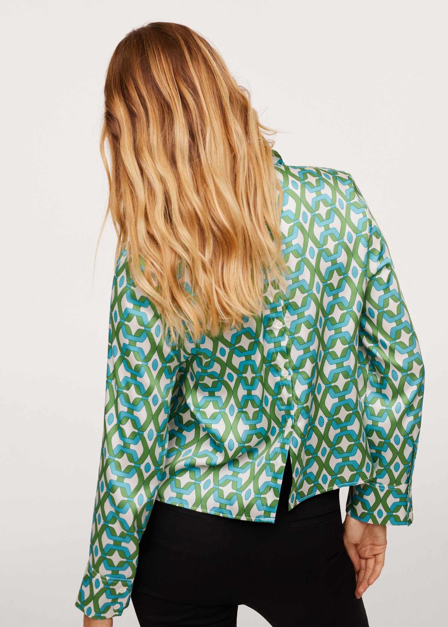Blusa estampado geométrico - Reverso del artículo