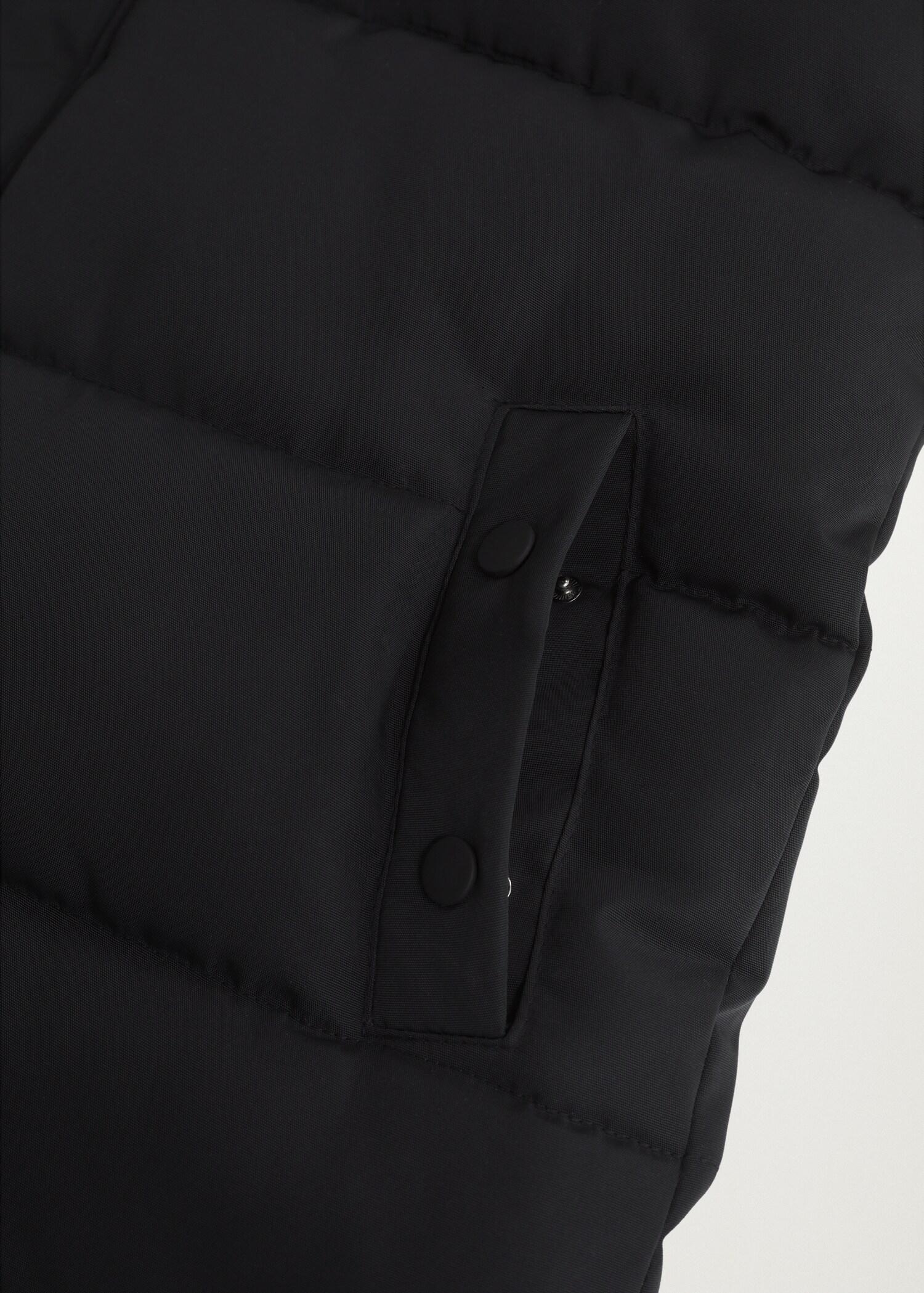 Prošívaná bunda s kapucí - Detail zboží 8