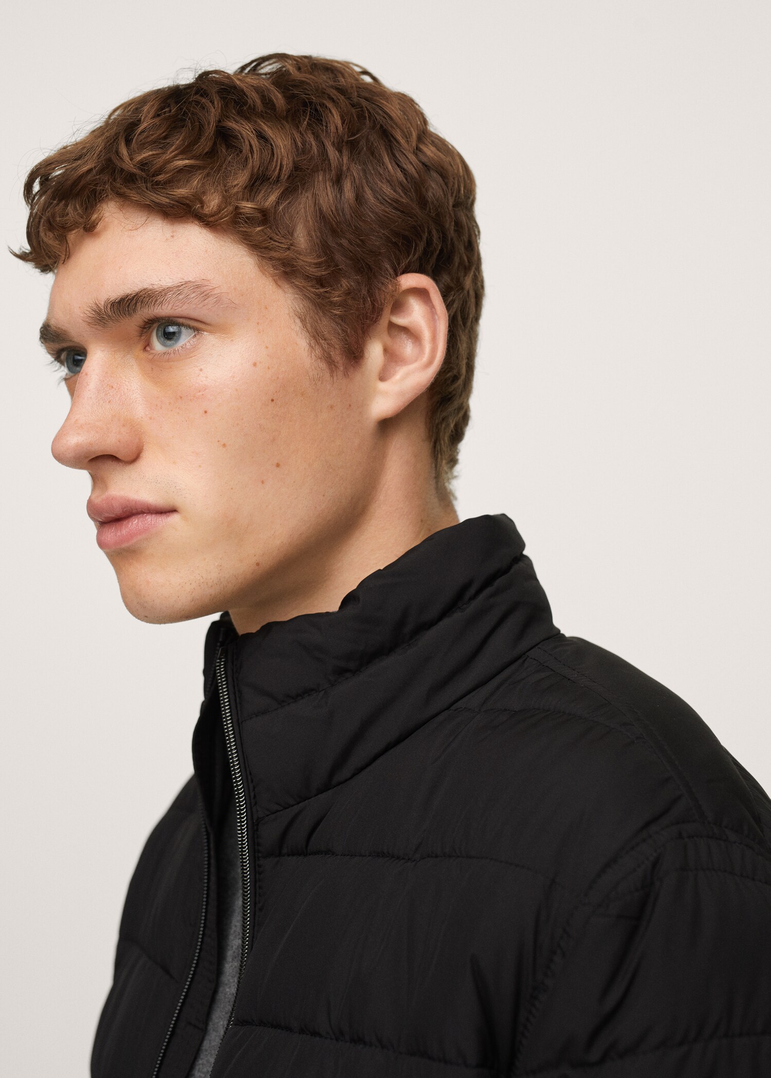 Chaqueta acolchada ultra ligera - Detalle del artículo 1