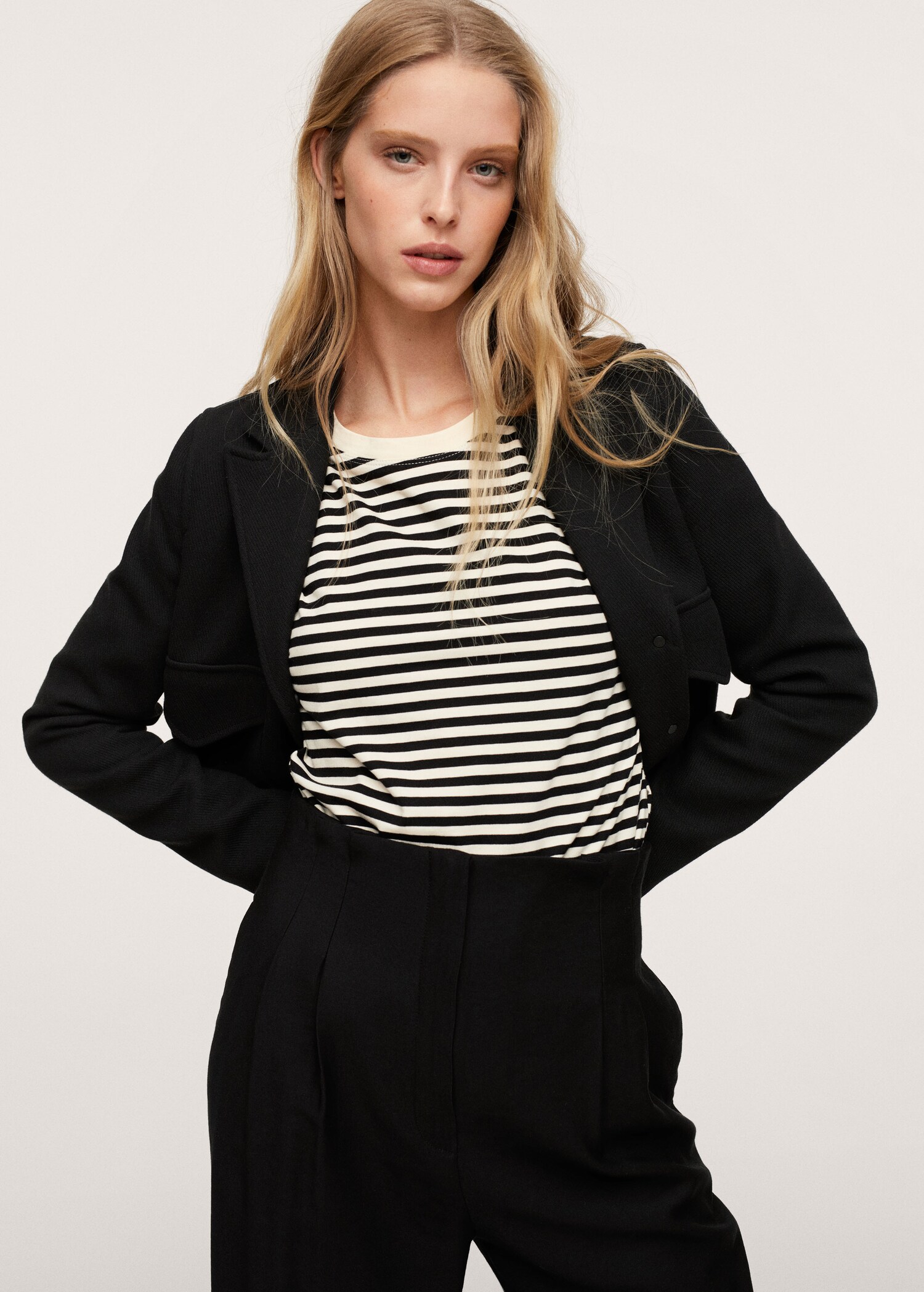 Pantalón crop pinzas - Detalle del artículo 1