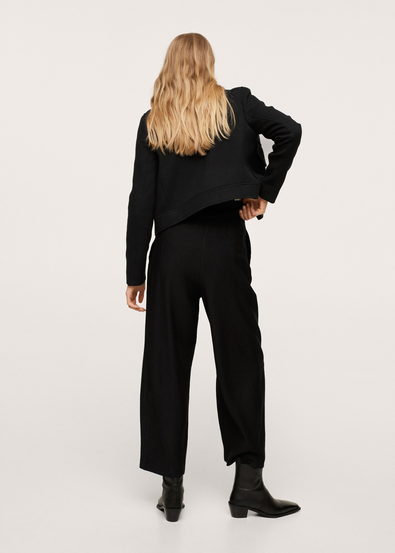 Pantalón crop pinzas - Reverso del artículo