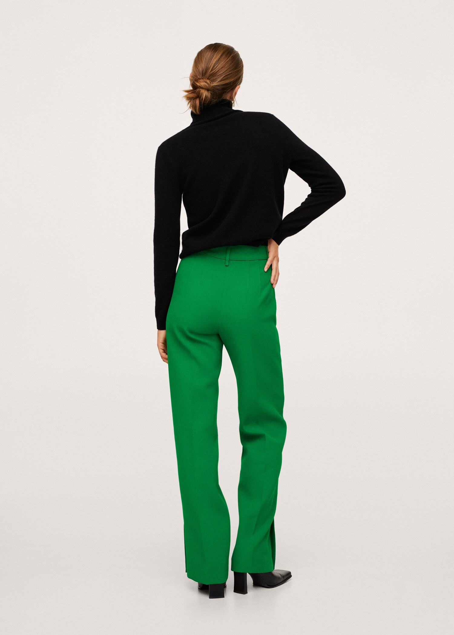 Pantalón aberturas bajo - Reverso del artículo