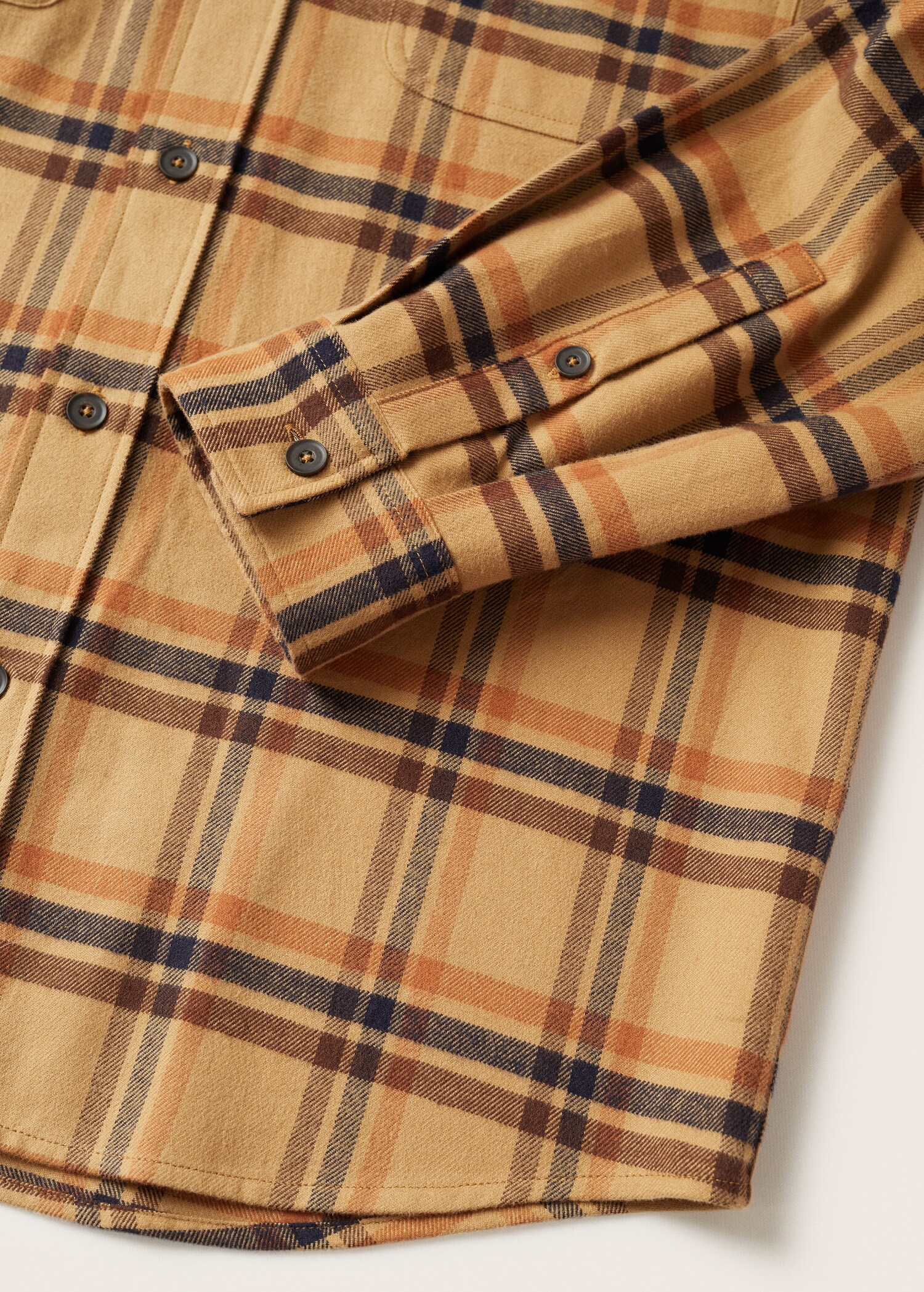 Checked flannel shirt - Details of the article 8