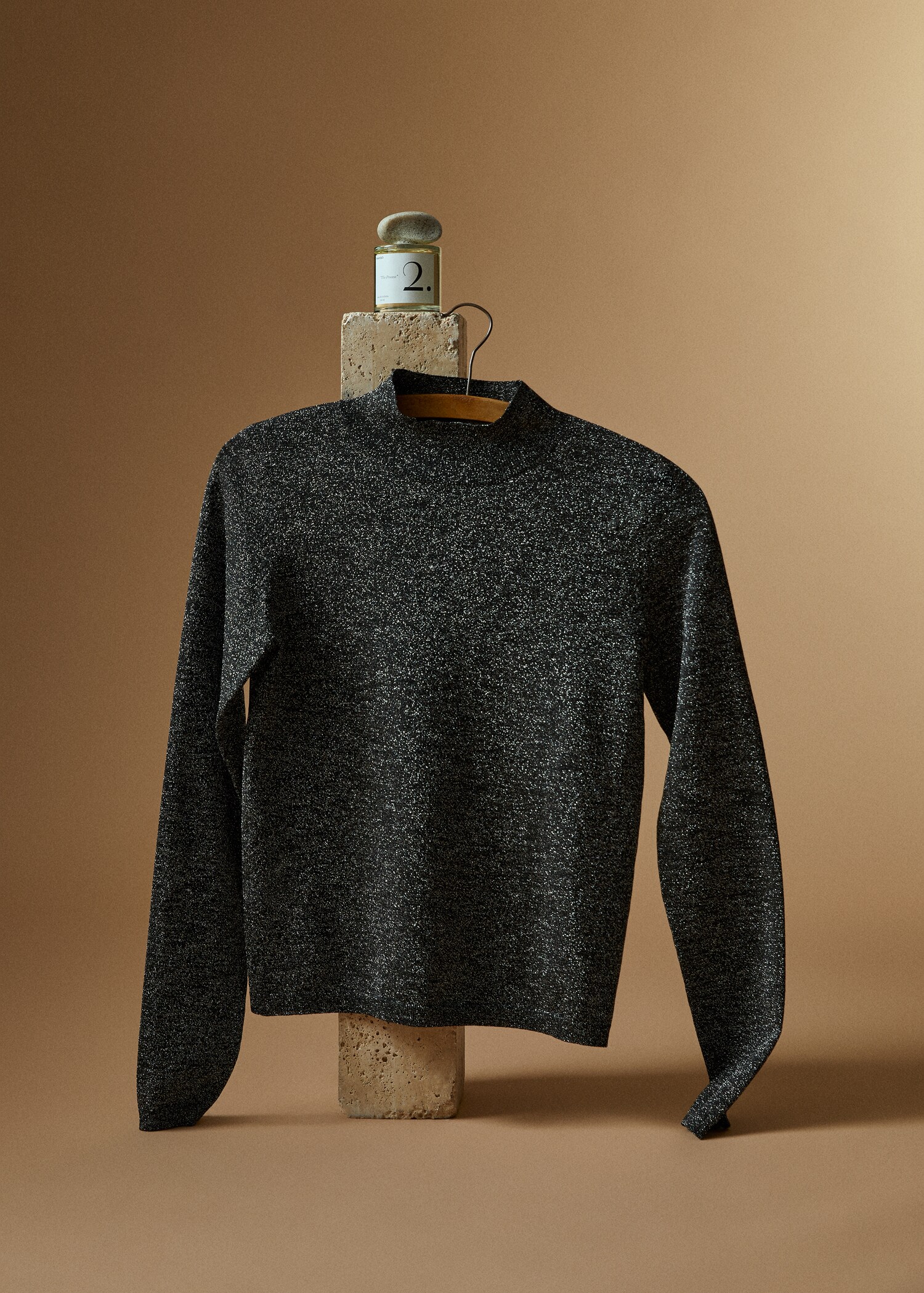 Feiner Pullover mit Metallic-Effekt - Detail des Artikels 6