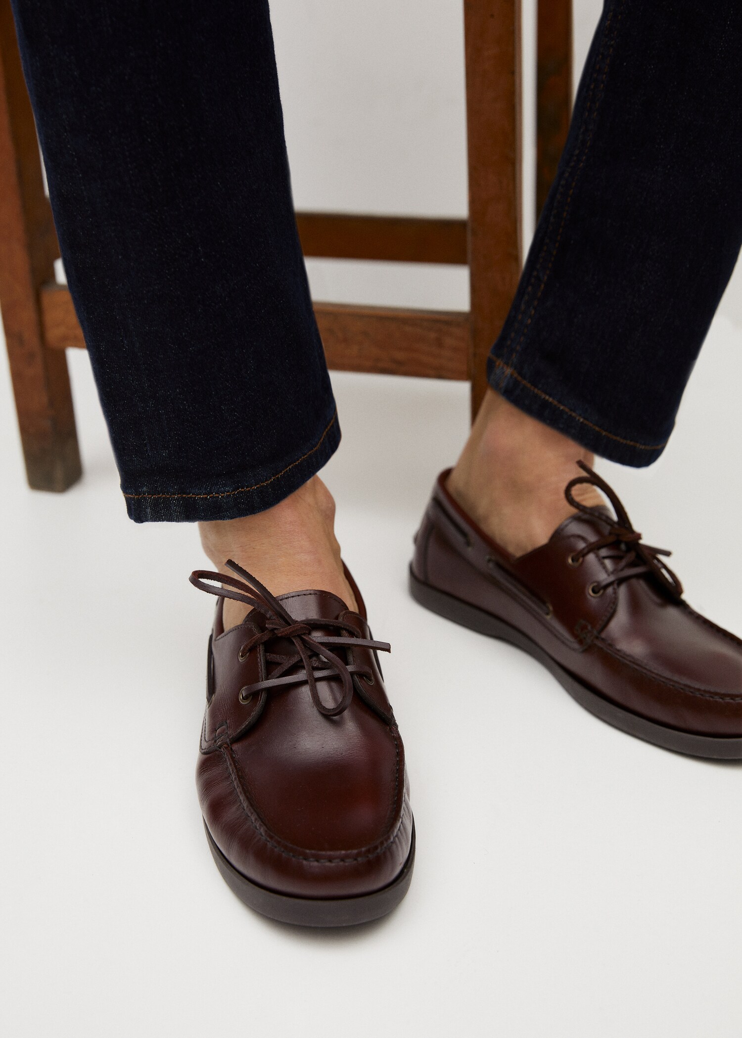 Leather boat shoes - Details of the article 1