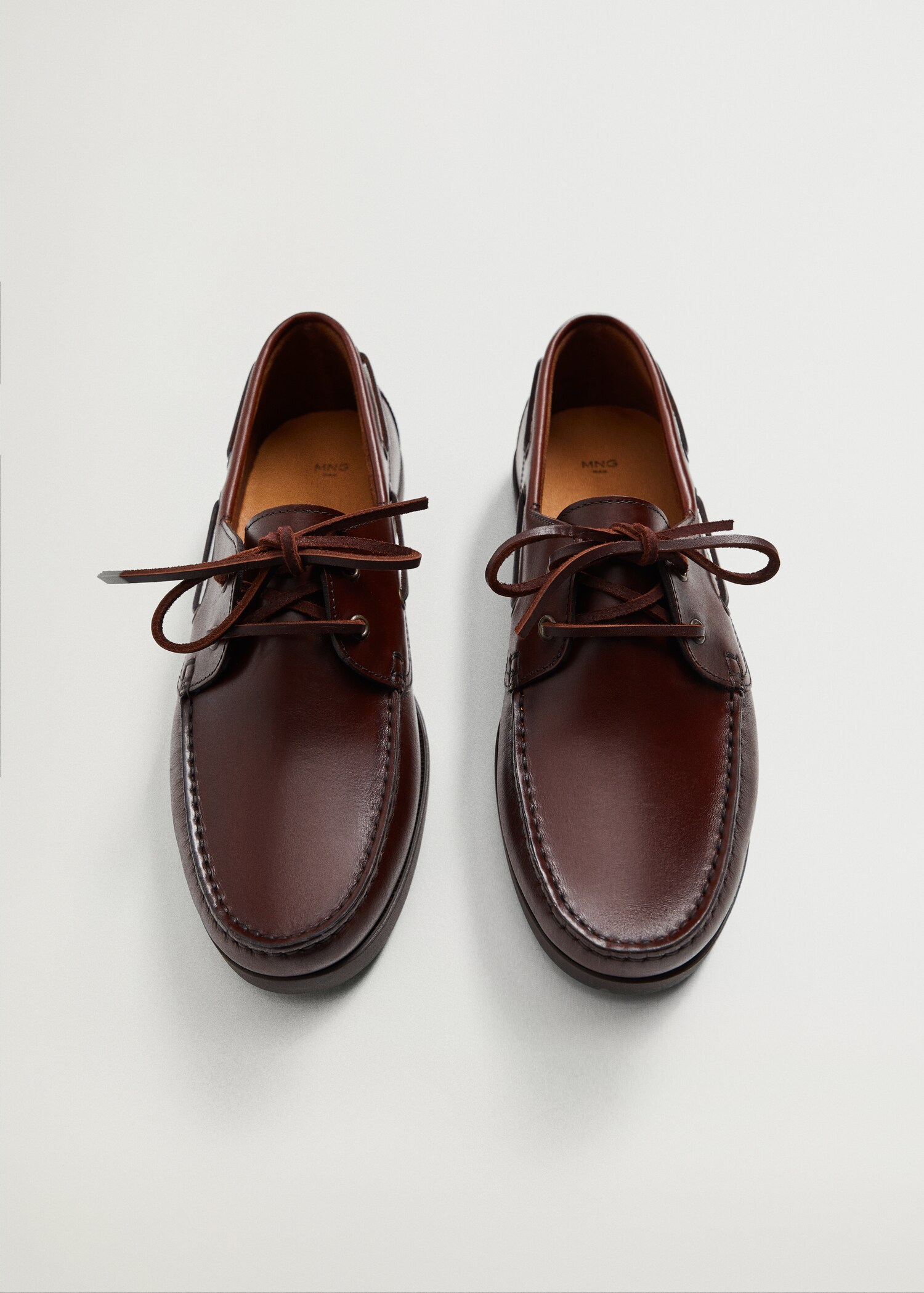 Leather boat shoes - Details of the article 3