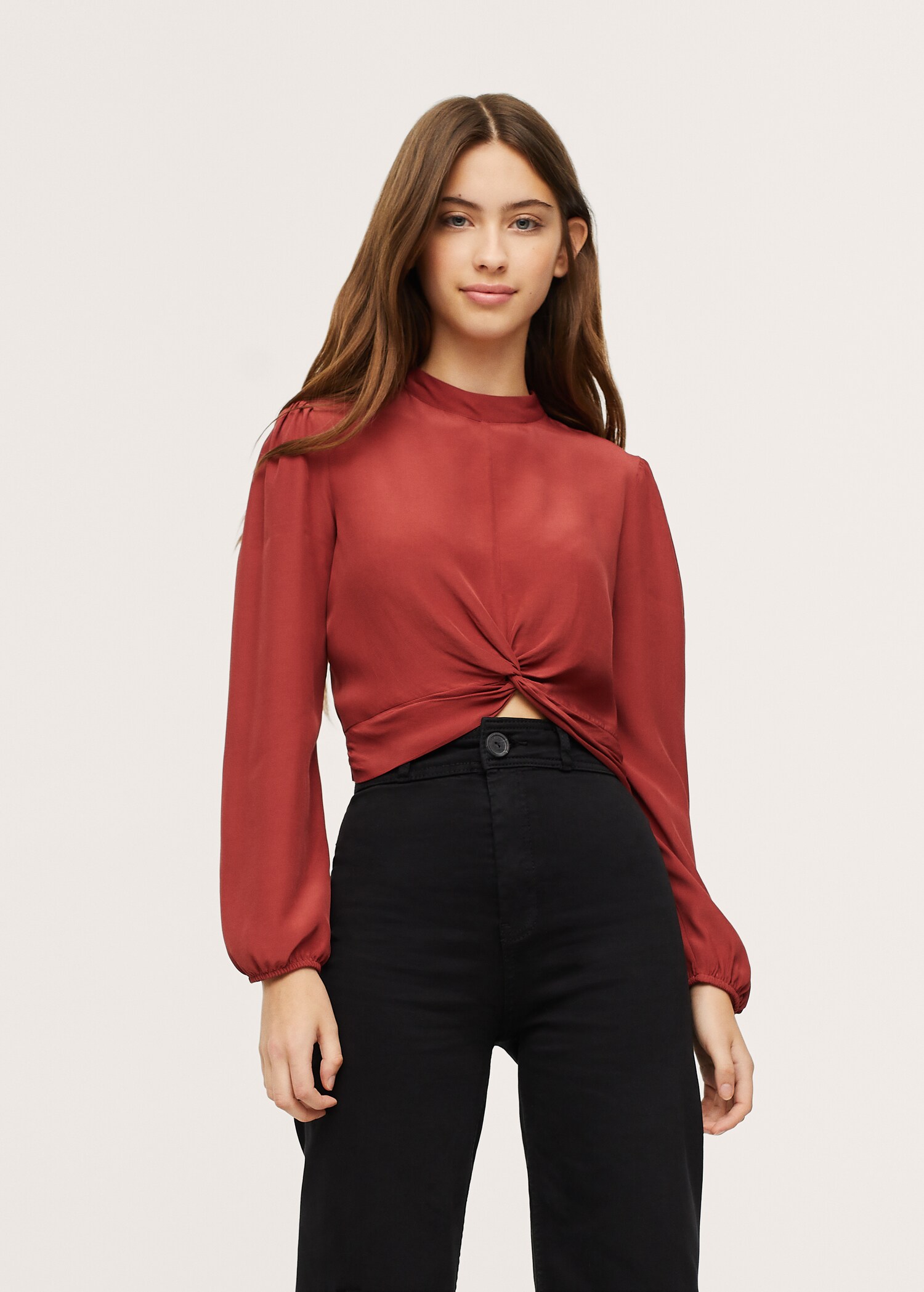 Blusa fluida nudo - Plano medio