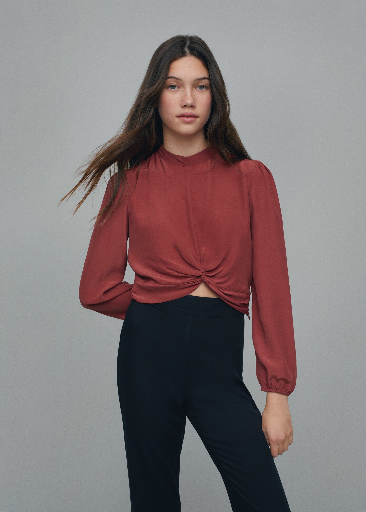 Blusa fluida nudo - Detalle del artículo 5