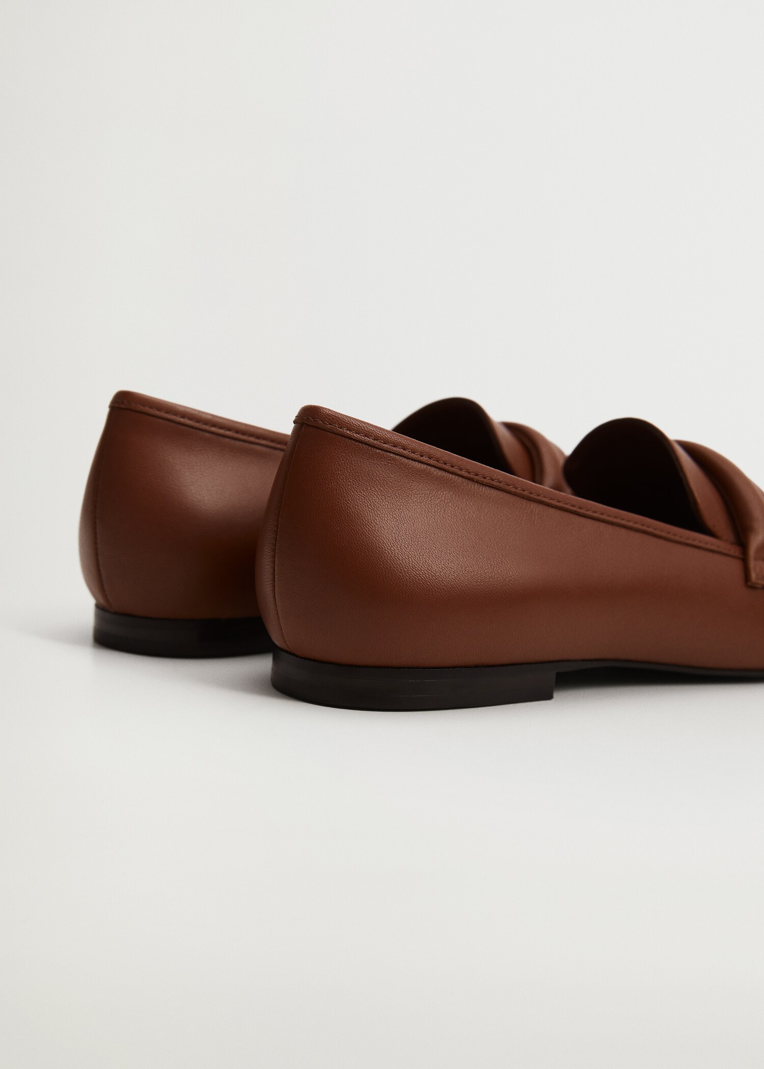 Leather penny loafers - Details of the article 2