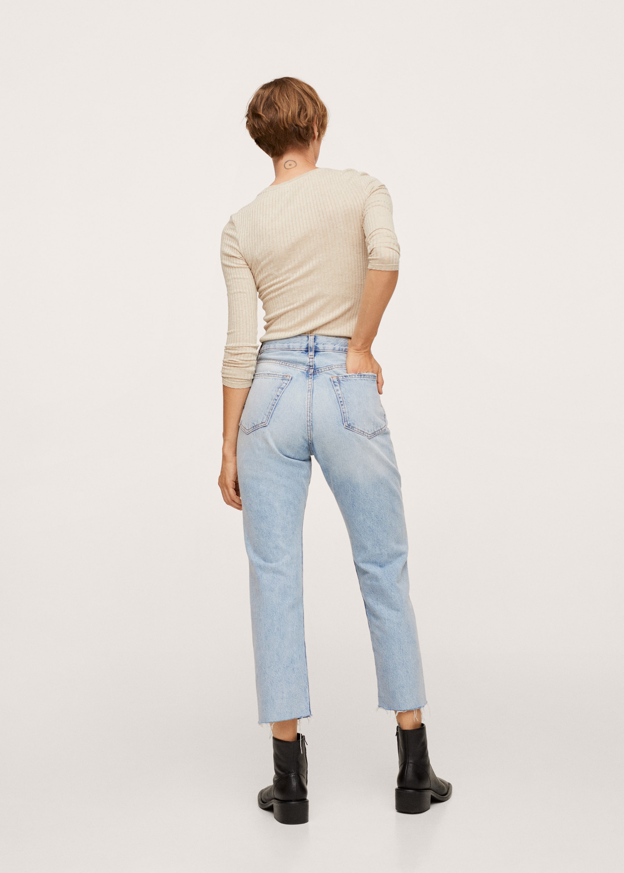 Gerade Crop-Jeans mit hohem Bund - Rückseite des Artikels