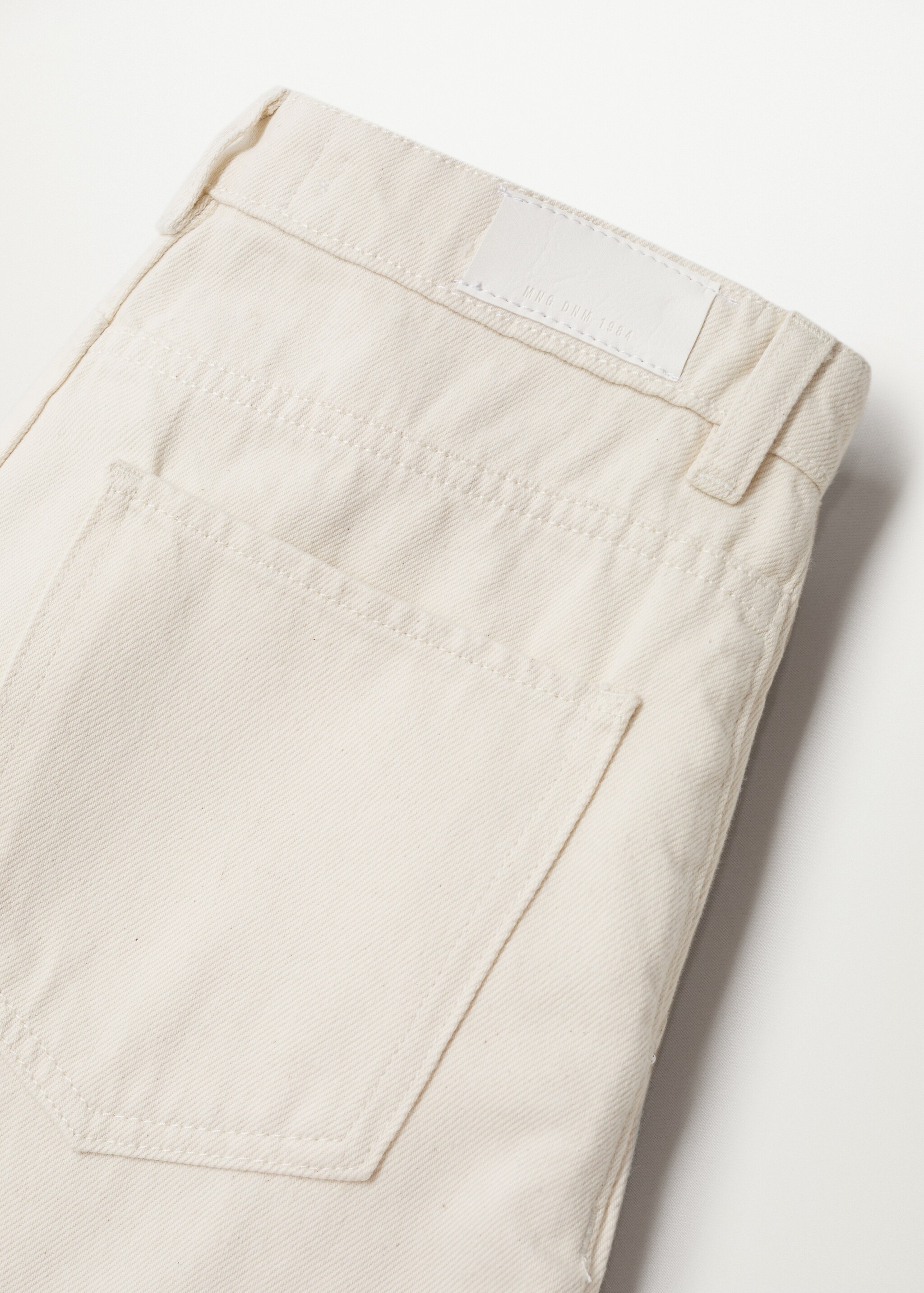 Slouchy pleated shorts - Details of the article 8