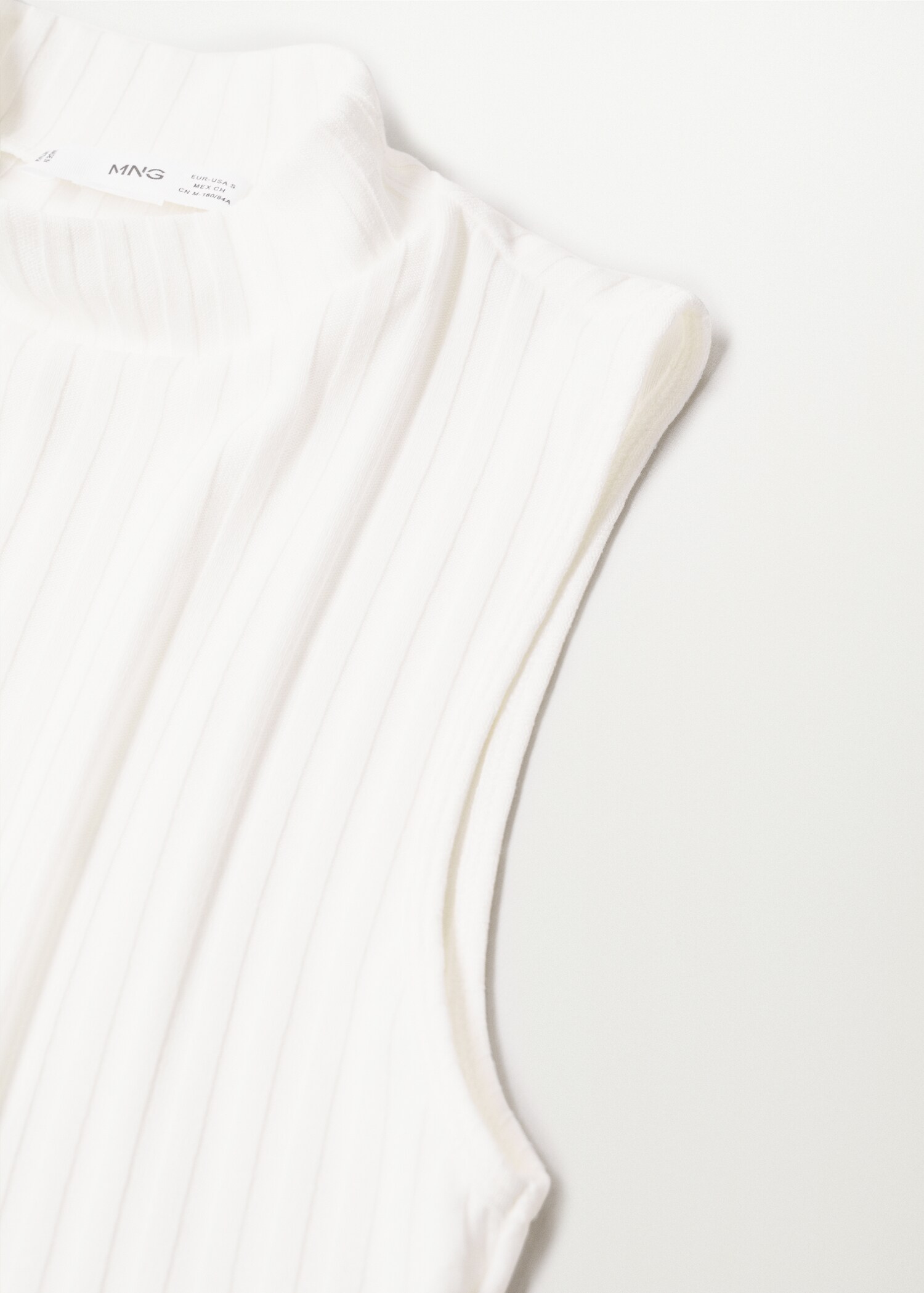 High collar ribbed top - Details of the article 8