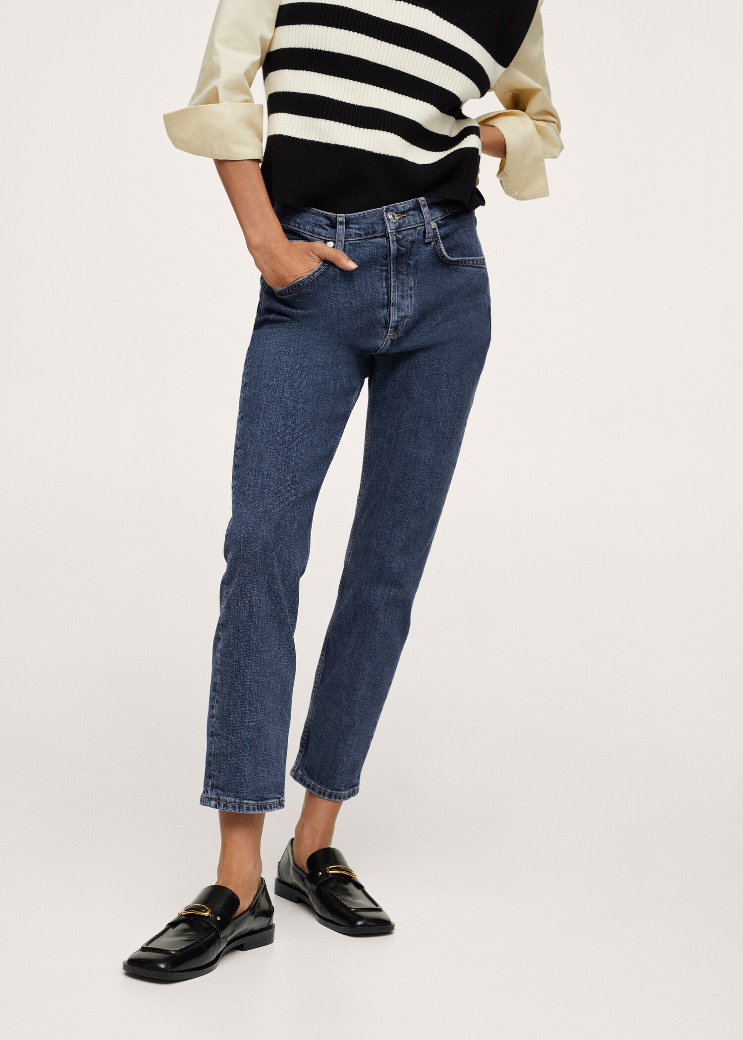 Jeans rectos tobilleros - Plano medio
