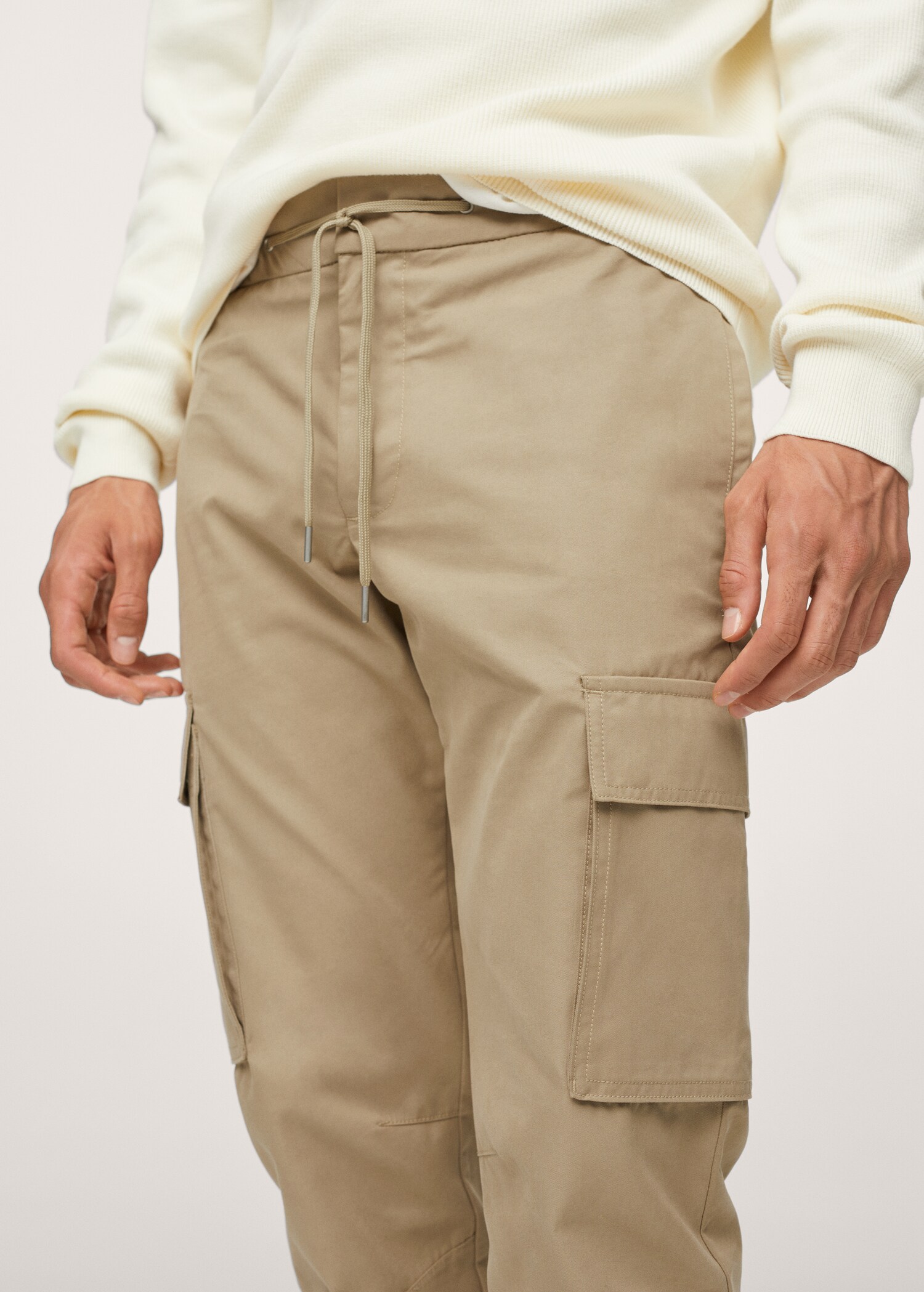 Pantalón jogger cargo - Detalle del artículo 1