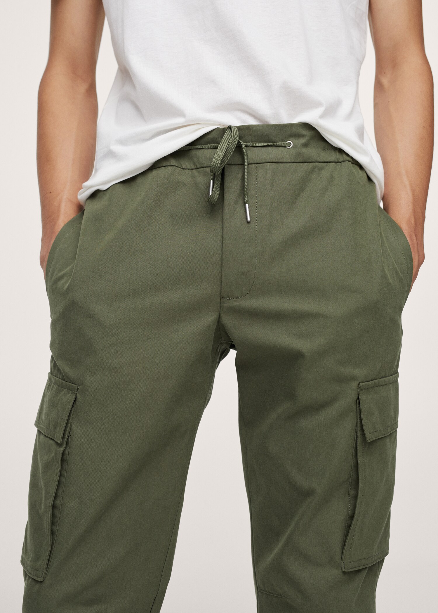 Pantalón jogger cargo - Detalle del artículo 1