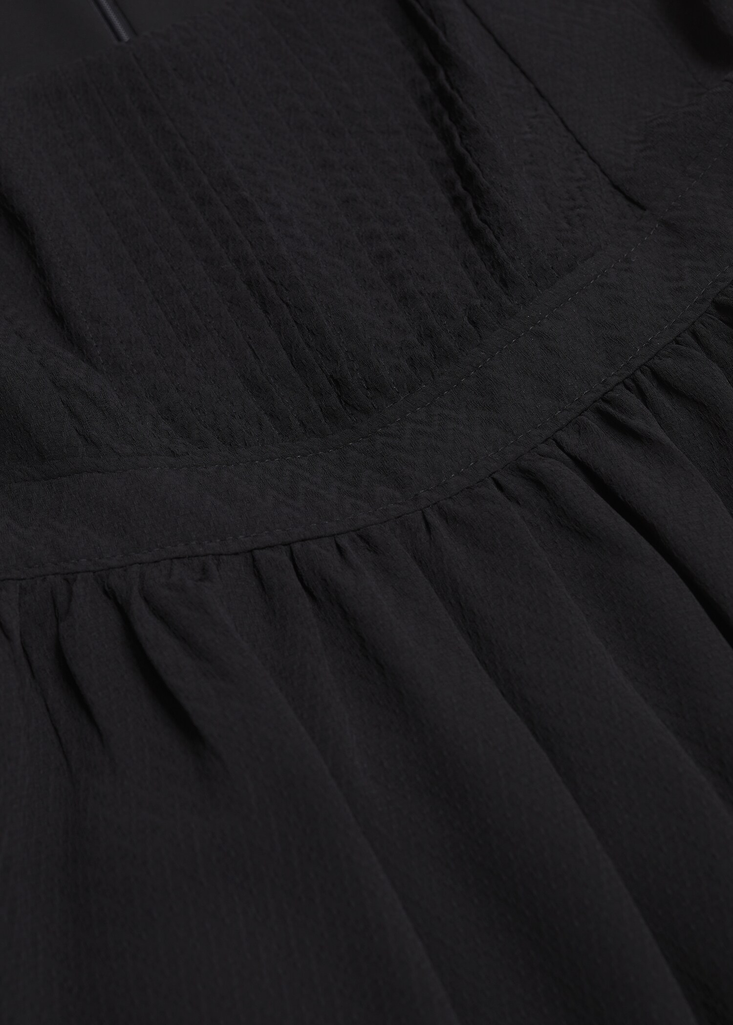 Puffed sleeves dress - Details of the article 8