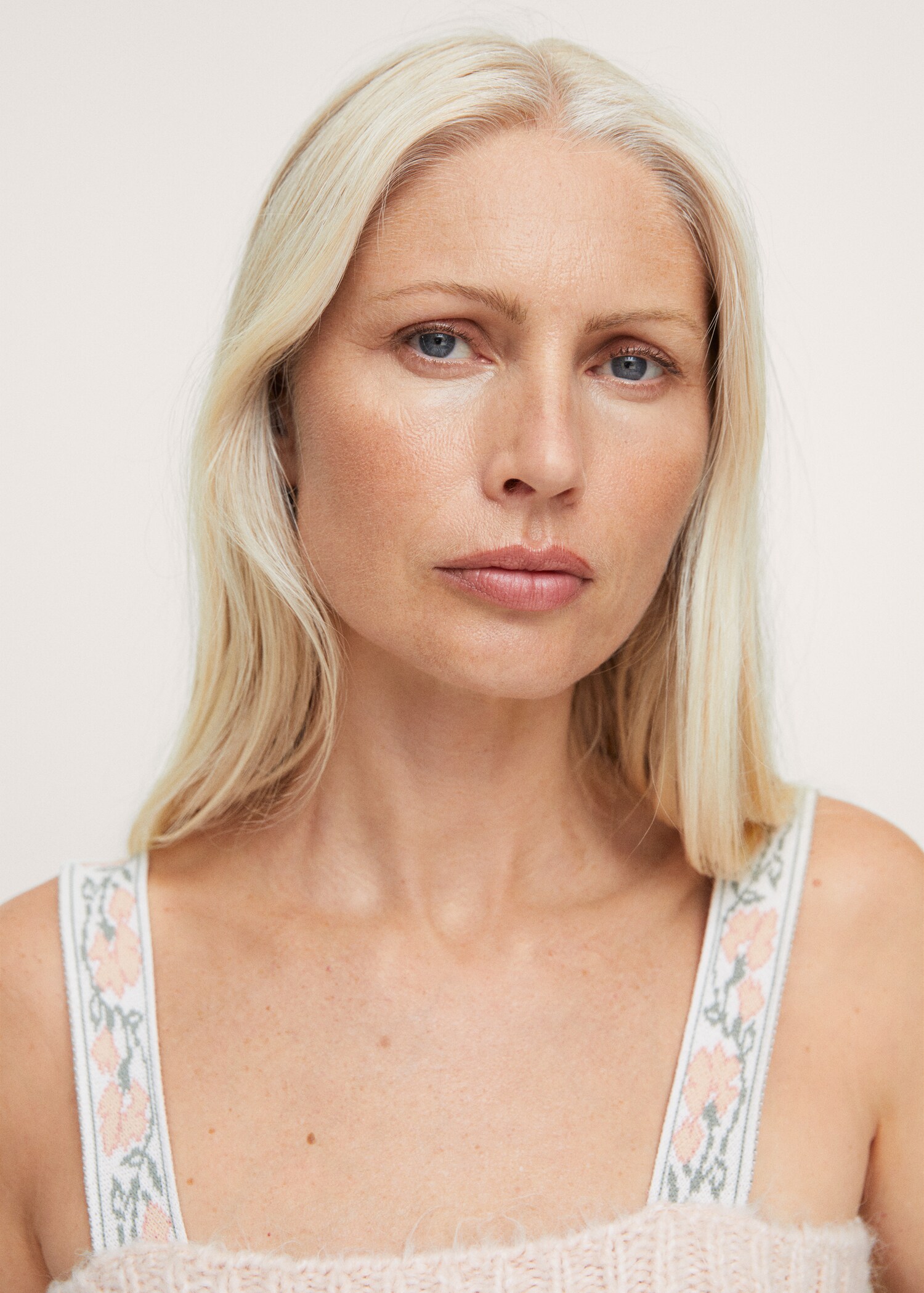 Knitted cropped top - Details of the article 2