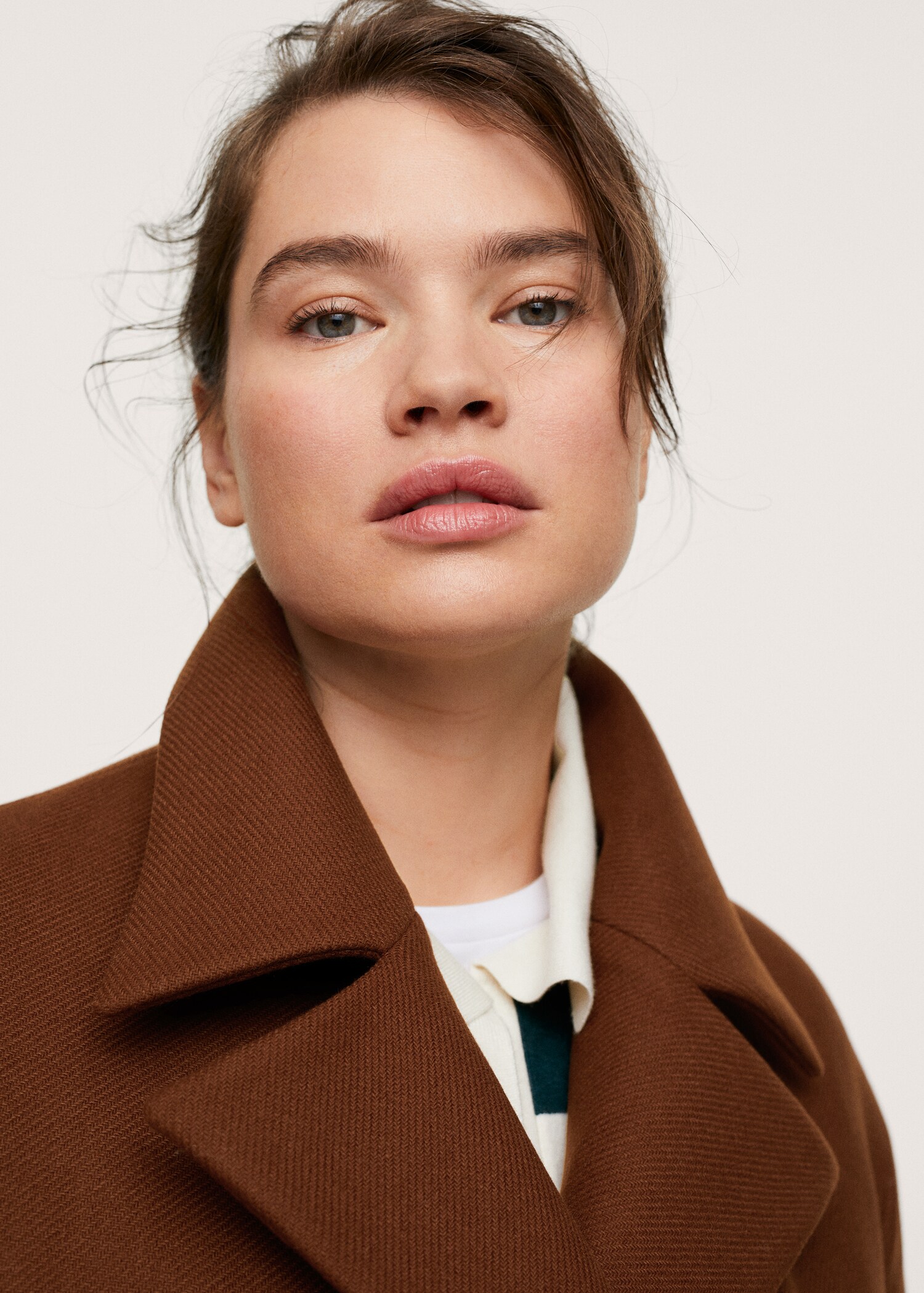 Lapels wool coat - Details of the article 1
