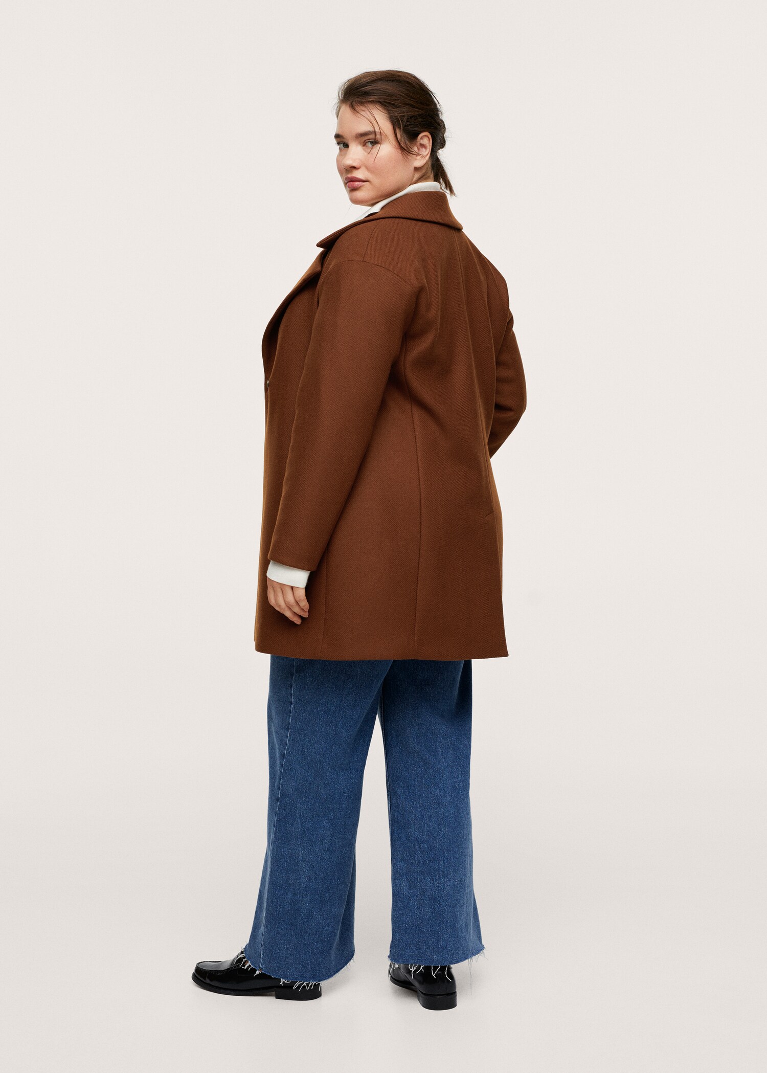 Lapels wool coat - Reverse of the article
