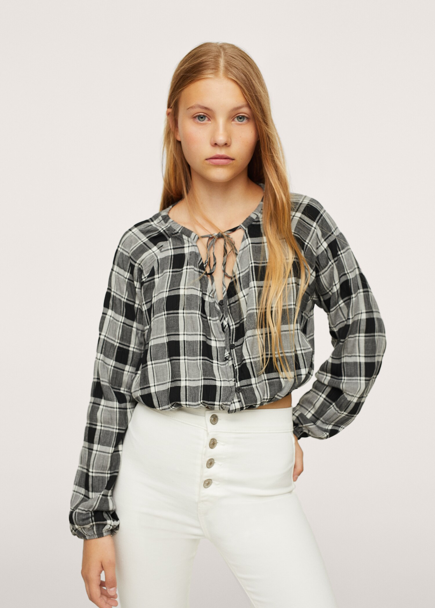 Blusa estampado cuadros - Plano medio