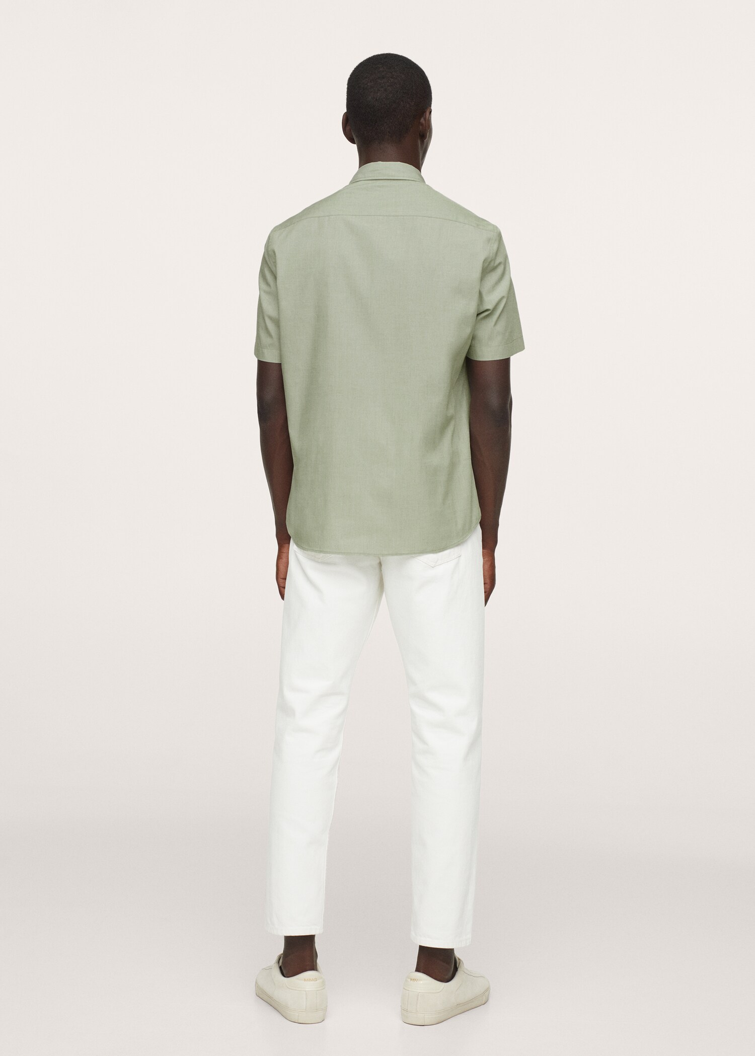 Short sleeved cotton shirt - Reverse of the article