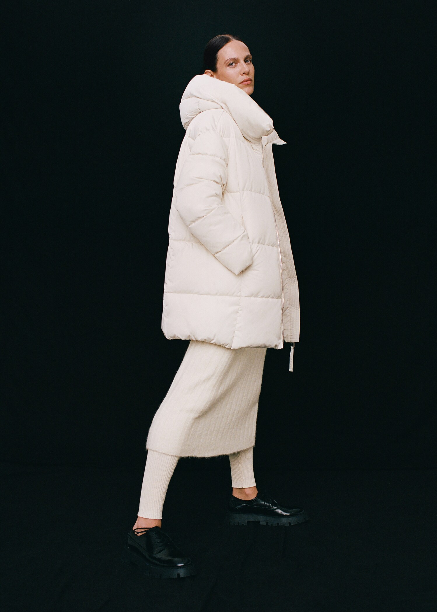 Hood quilted coat - Details of the article 6